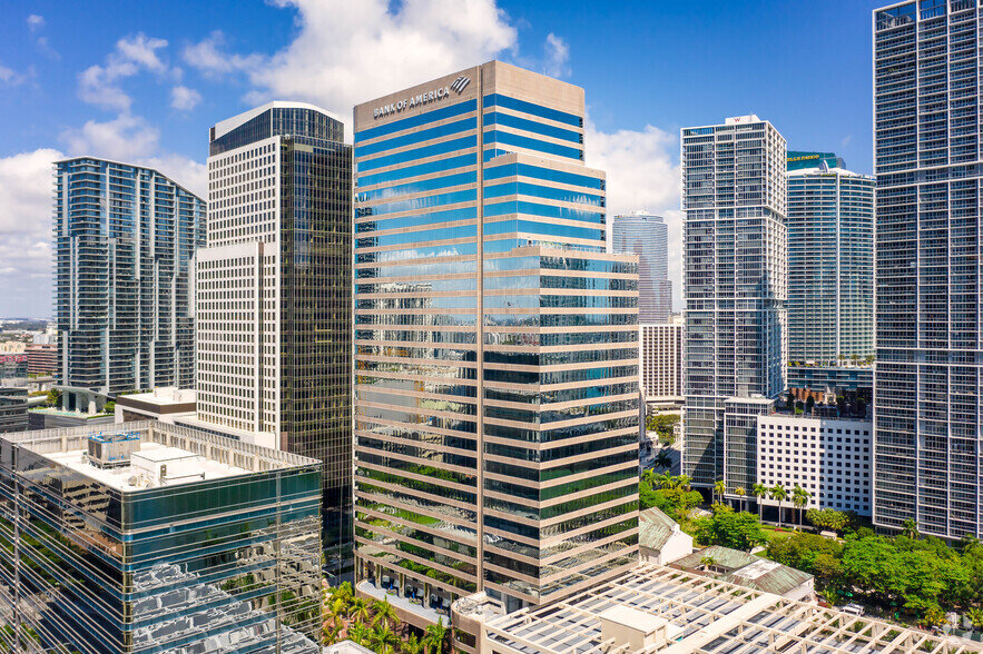 Hedge Fund Mogul Steven Cohen's Point72 Asset Management Signs Lease At  Nuveen's 701 Brickell — PROFILE Miami
