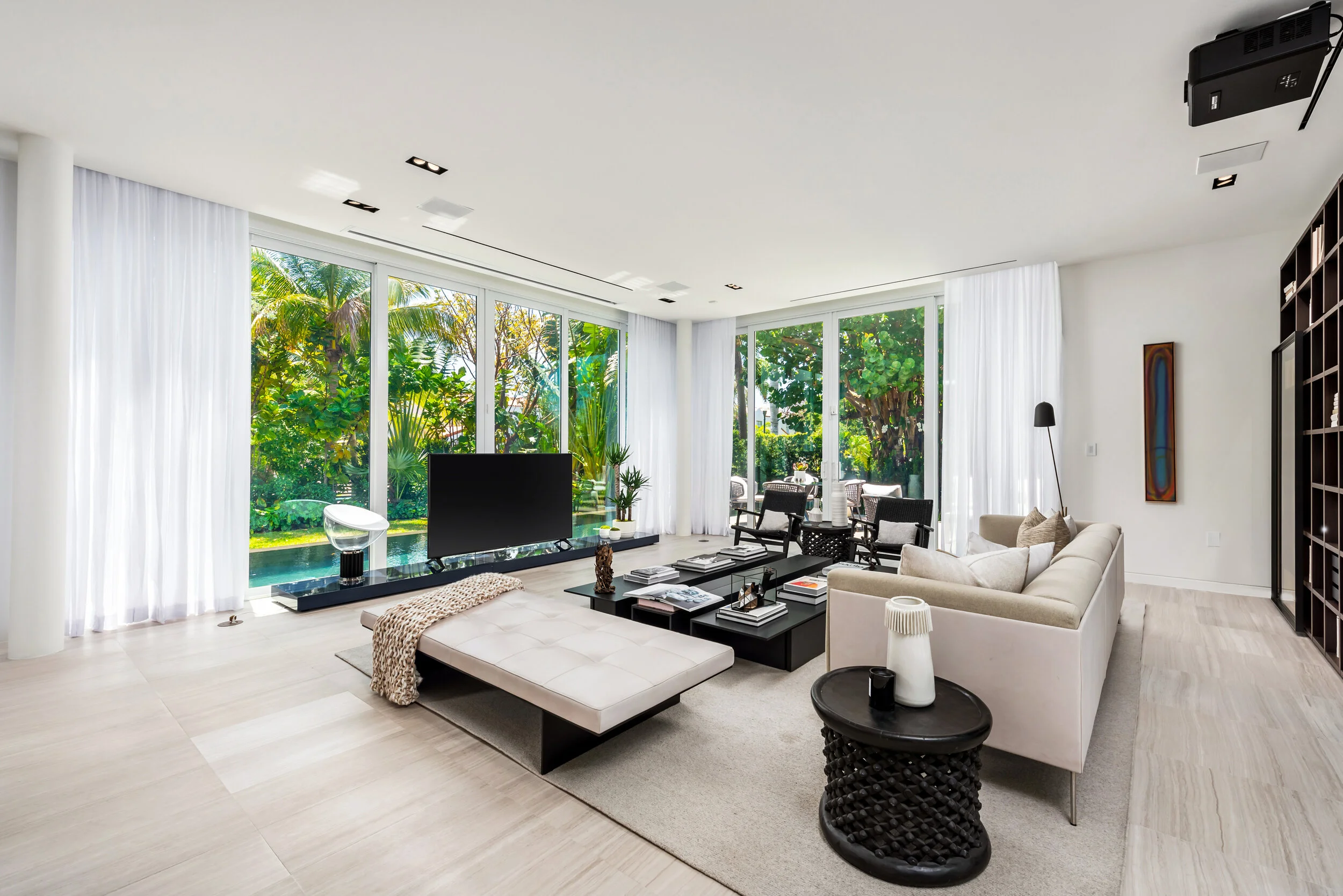 The Piero Lissoni-designed Villa Collection at The Ritz-Carlton Residences, Miami Beach Now Over 70% Sold