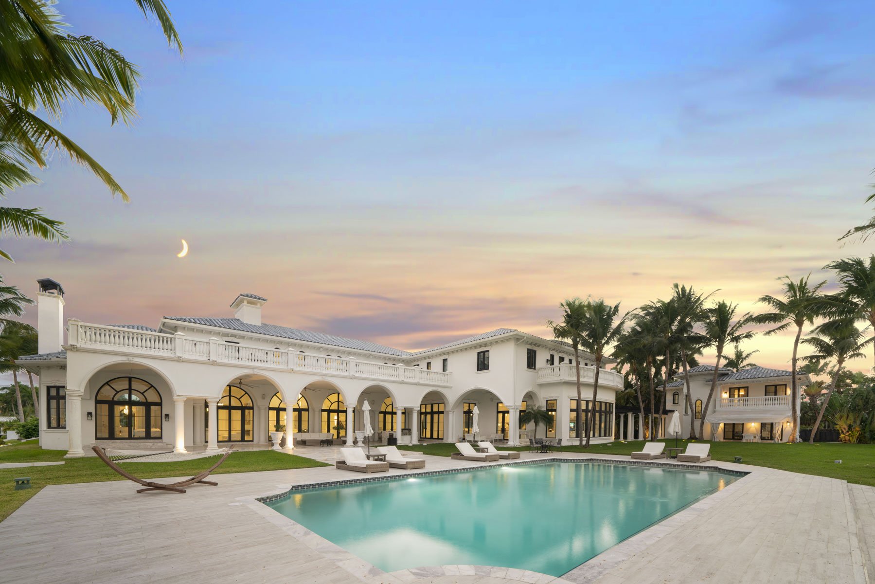Master Brokers Forum: Check Out This Hollywood Waterfront Estate Asking $16.5 Million 42.jpg