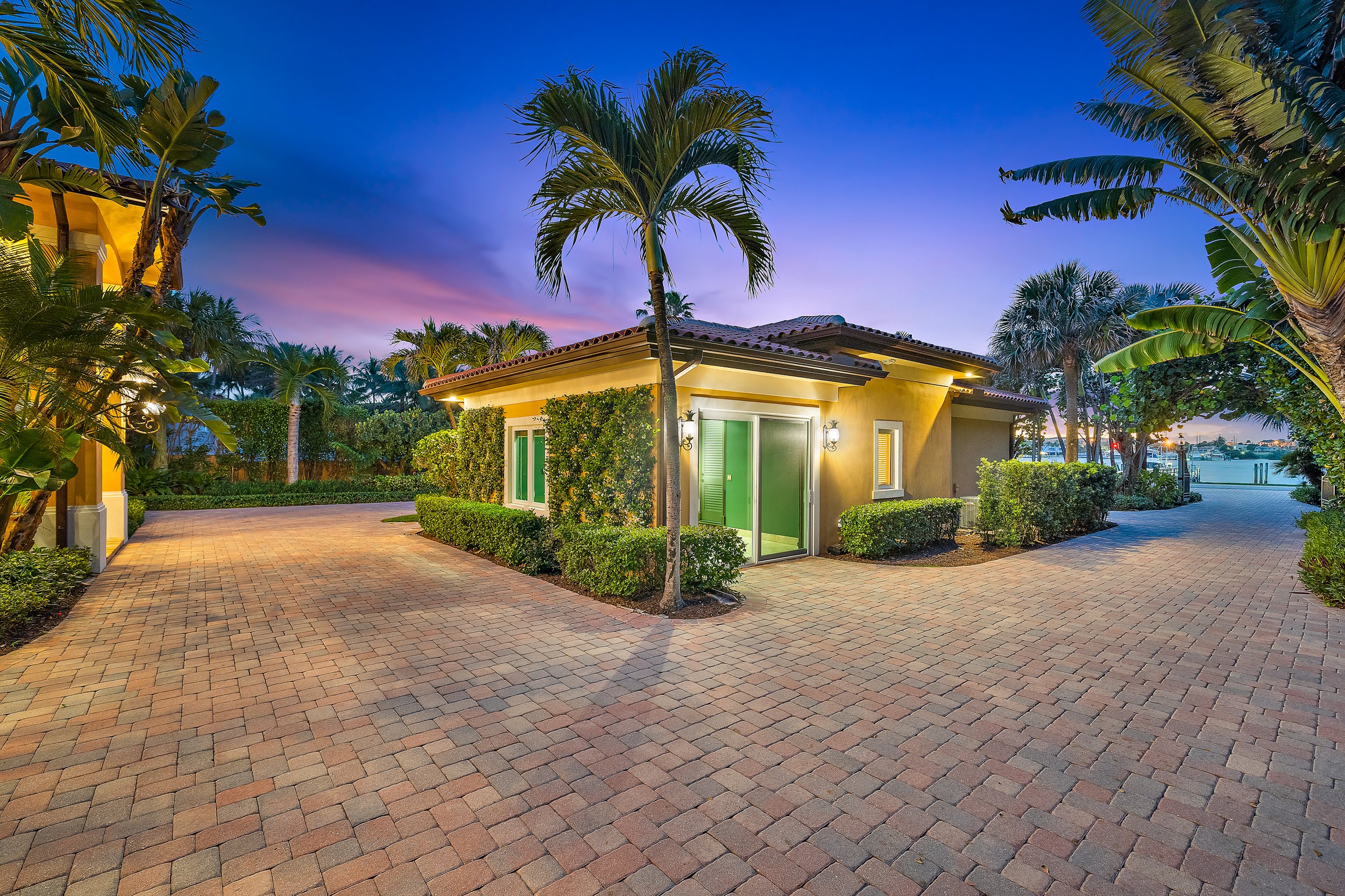 Tour A Jupiter Beachfront Mansion Owned By Clyde R. %22Buzz%22 Gibb Which Is Asking $24.9 Million 18.jpg
