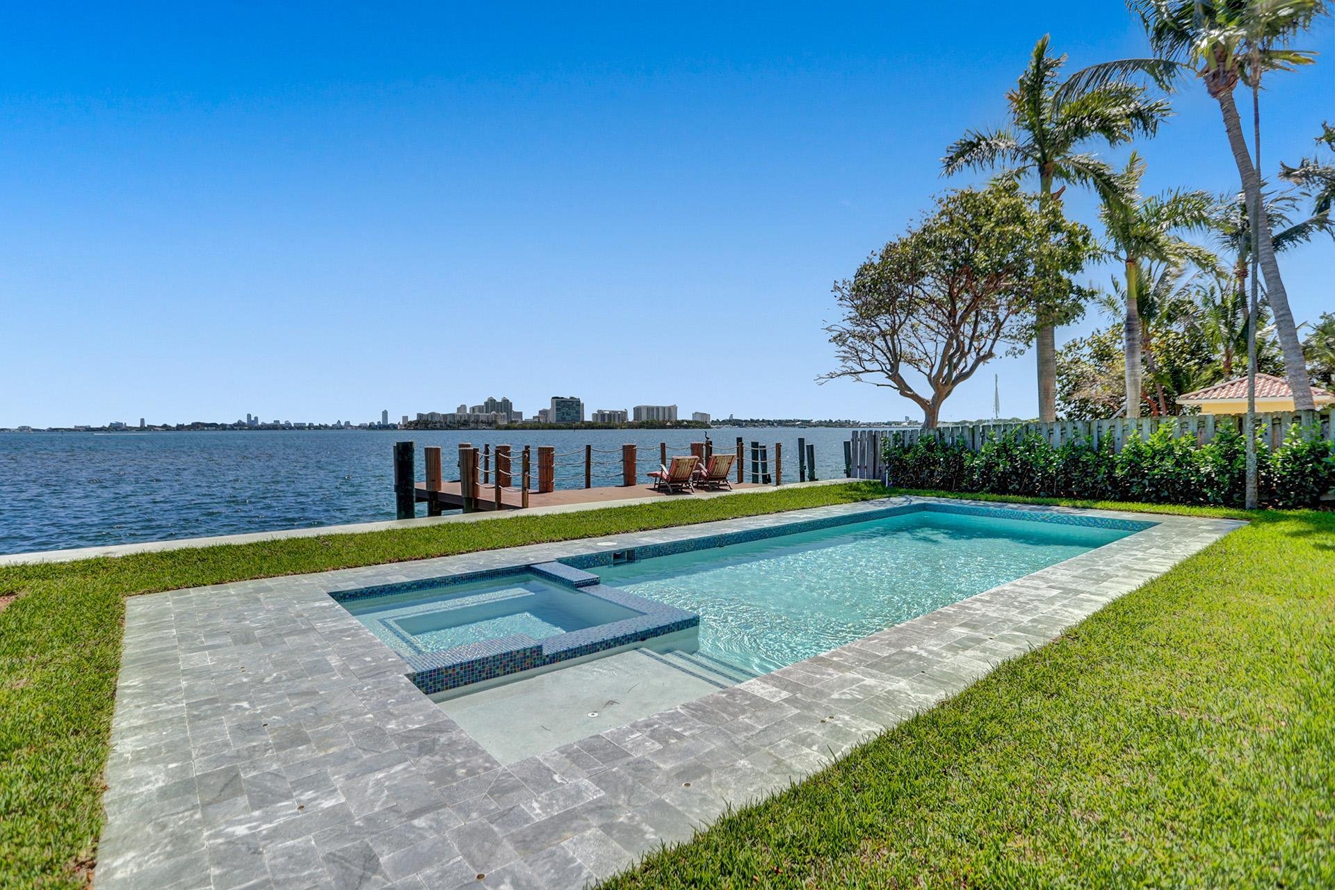 Master Brokers Forum: Check Out This Newly Remodeled Waterfront In Miami's Upper Eastside Asking $5 Million 16.jpg