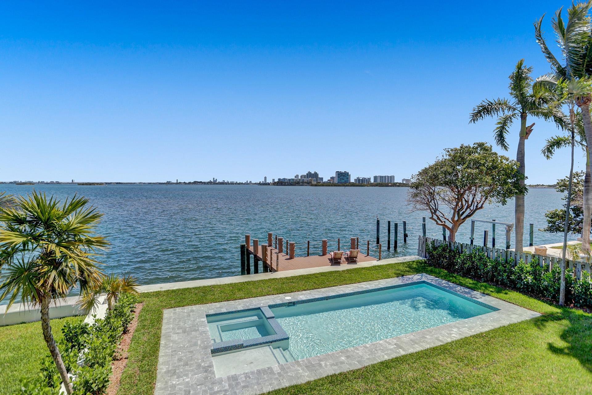 Master Brokers Forum: Check Out This Newly Remodeled Waterfront In Miami's Upper Eastside Asking $5 Million 18.jpg