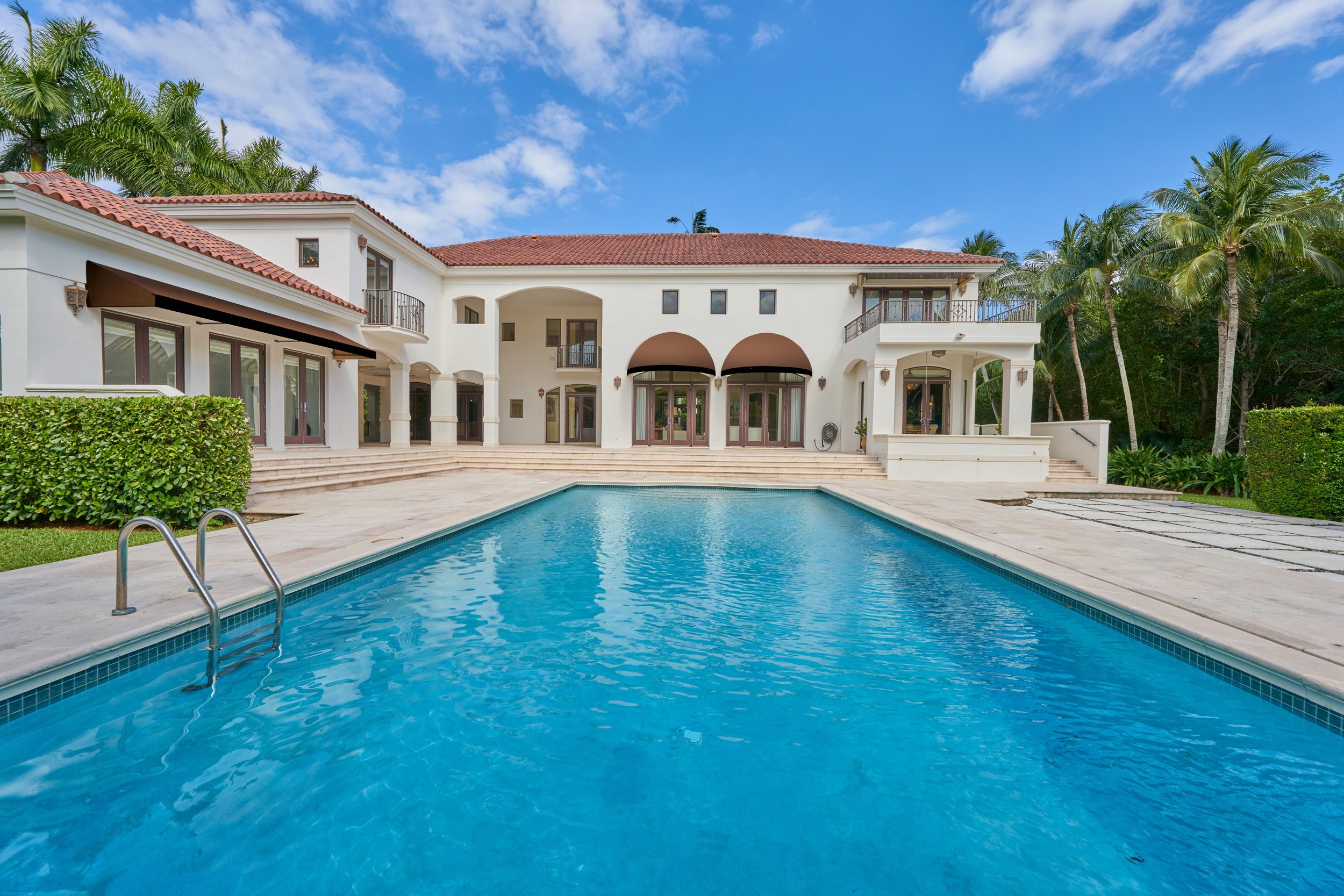 Step Inside This Coral Gables Mansion In The Exclusive Tahiti Beach Asking $12.9 Million 17.jpg