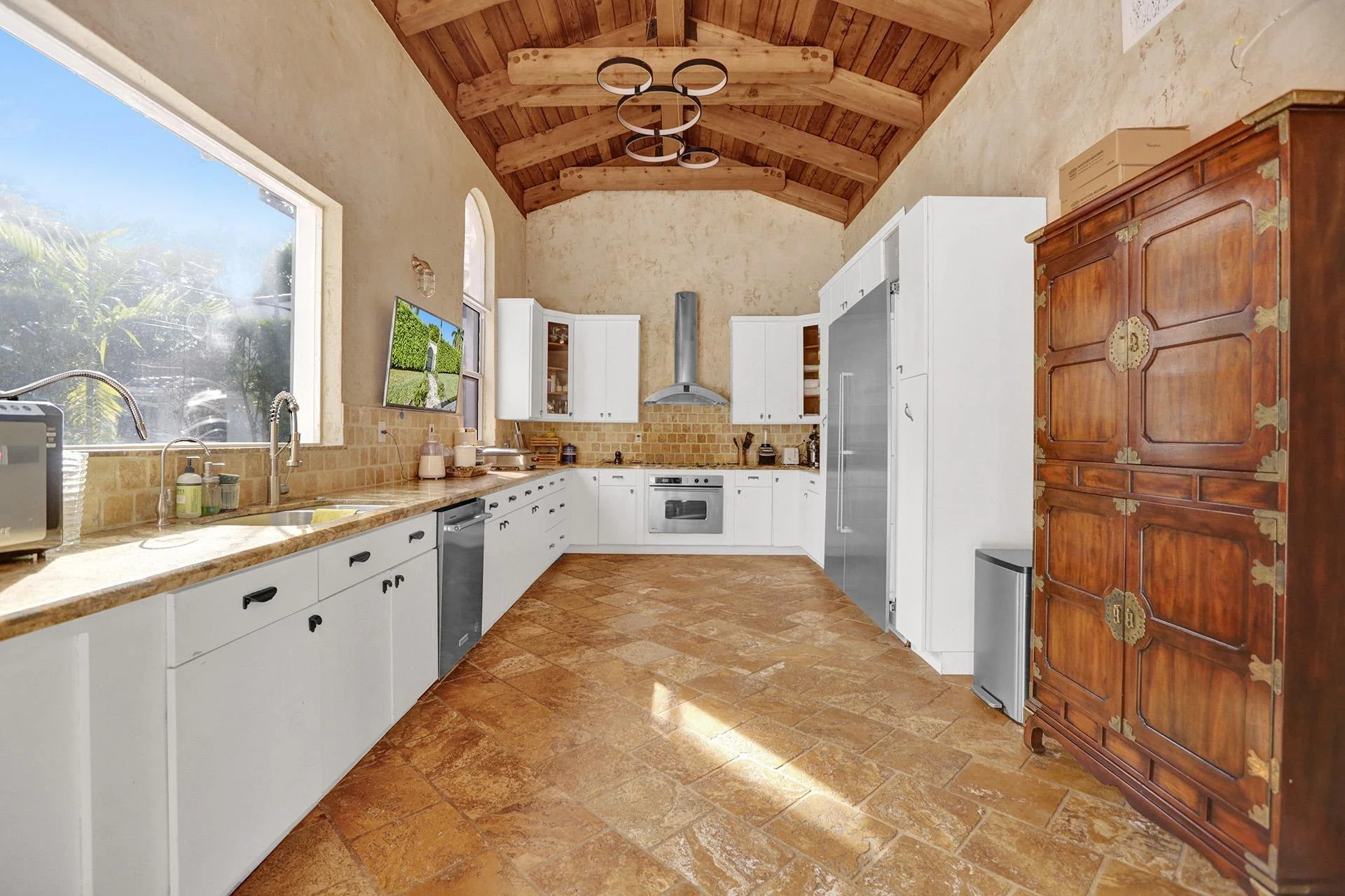 Check Out This Classic Miami Beach Mediterranean On Pine Tree Drive Asking $6.5 Million25.jpg