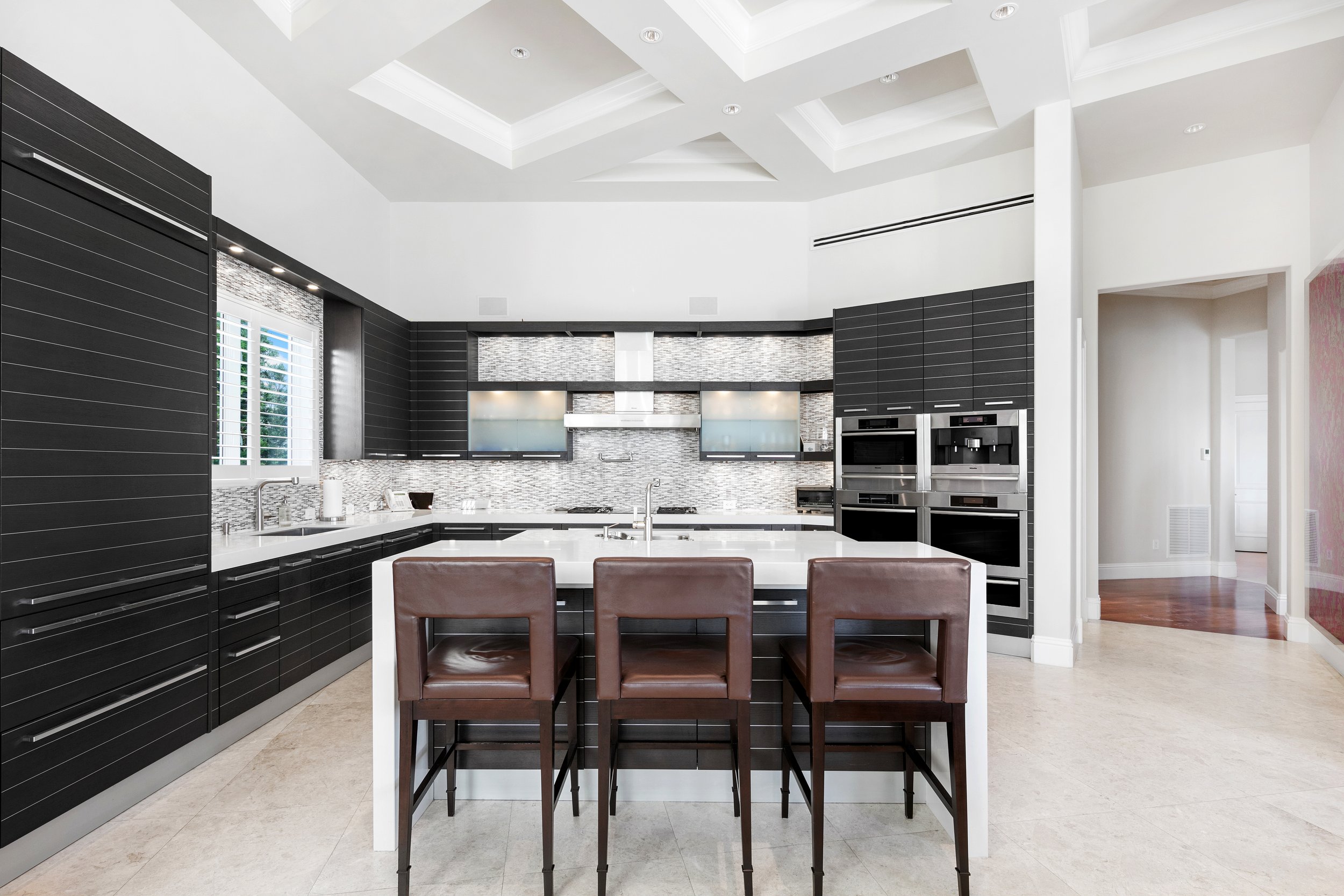 Aventura Home In The Exclusive Island Estates Trades For Record $11.9 Million 29.jpg