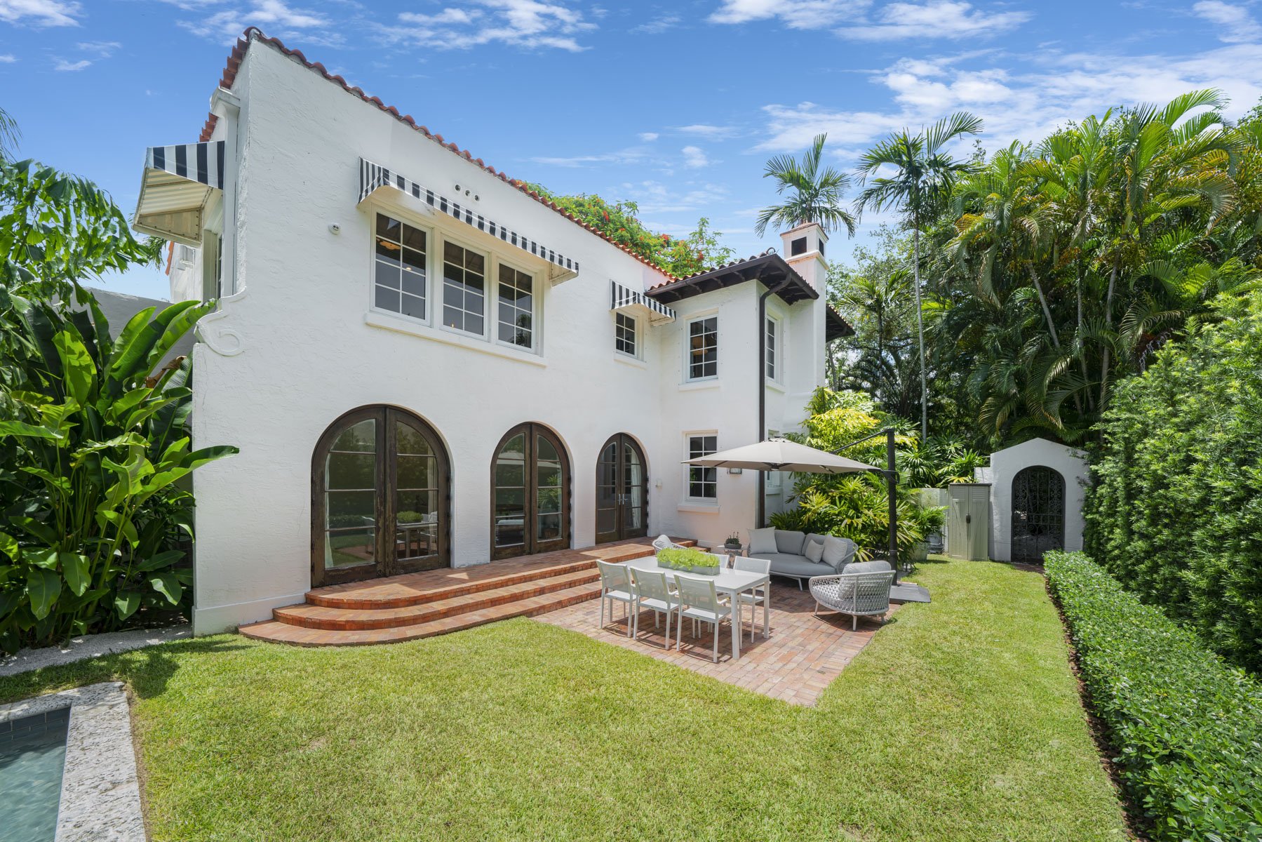 Actor And Producer Christian Slater Sells Classic Coconut Grove Home For $4.258 Million 37.jpg