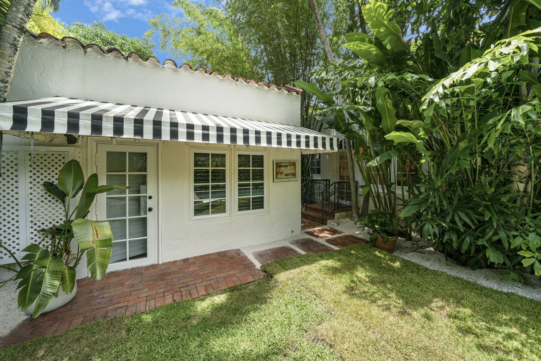 Actor And Producer Christian Slater Sells Classic Coconut Grove Home For $4.258 Million 40.jpg