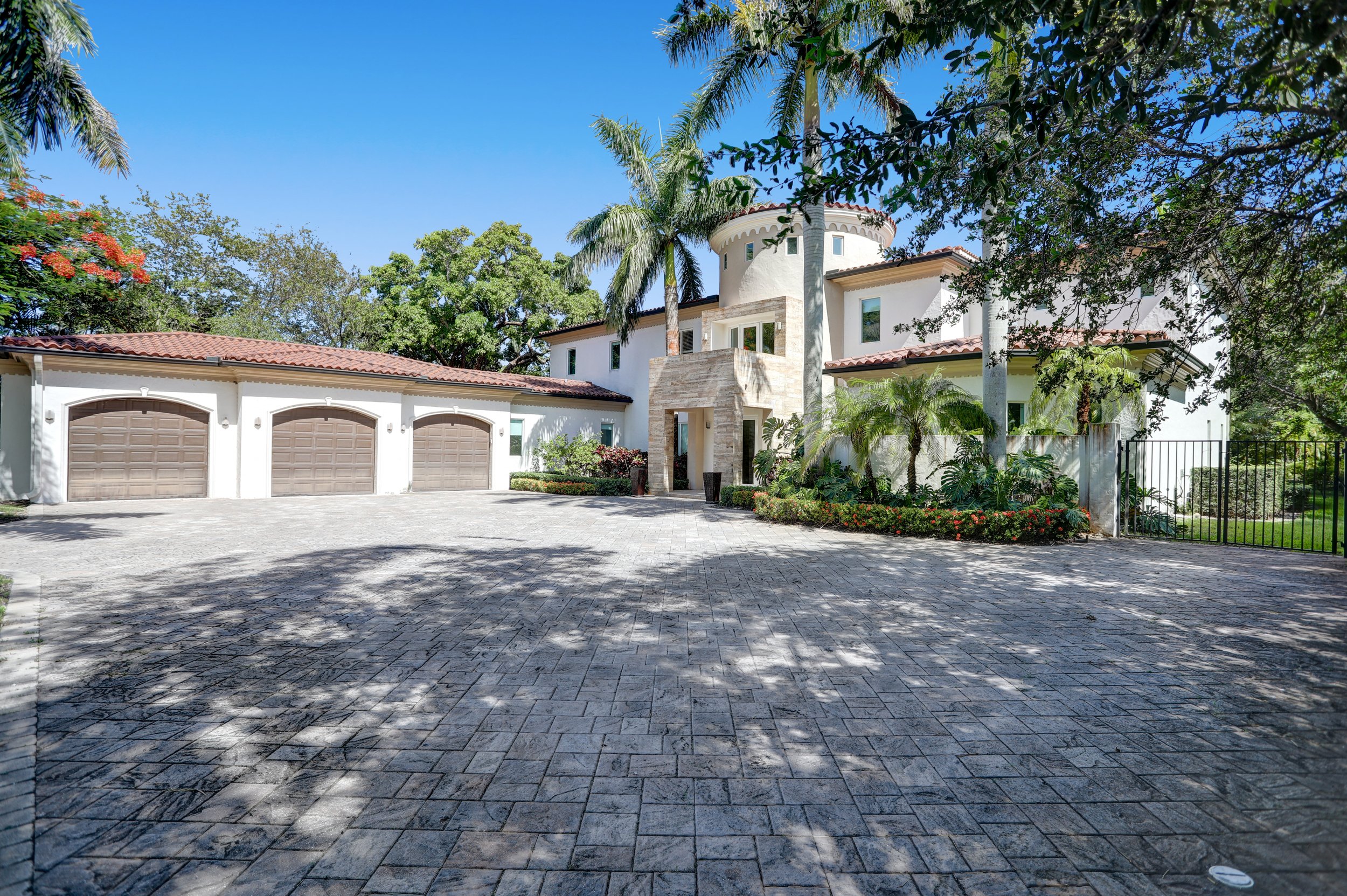 Master Brokers Forum Listing: Check Out A Pinecrest Mediterranean Mansion Asking $5.9 Million1.jpg