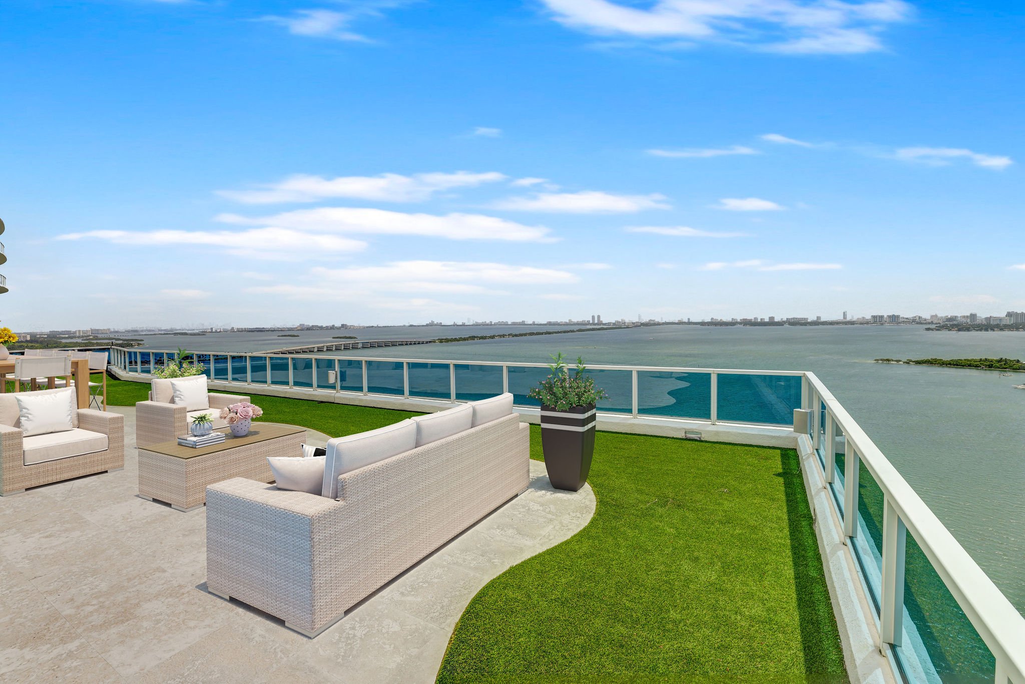 Mater Brokers Forum Listing: Check Out this Edgewater Penthouse With Incredible Views of Biscayne Bay Asking $6.25 Million 12.jpeg
