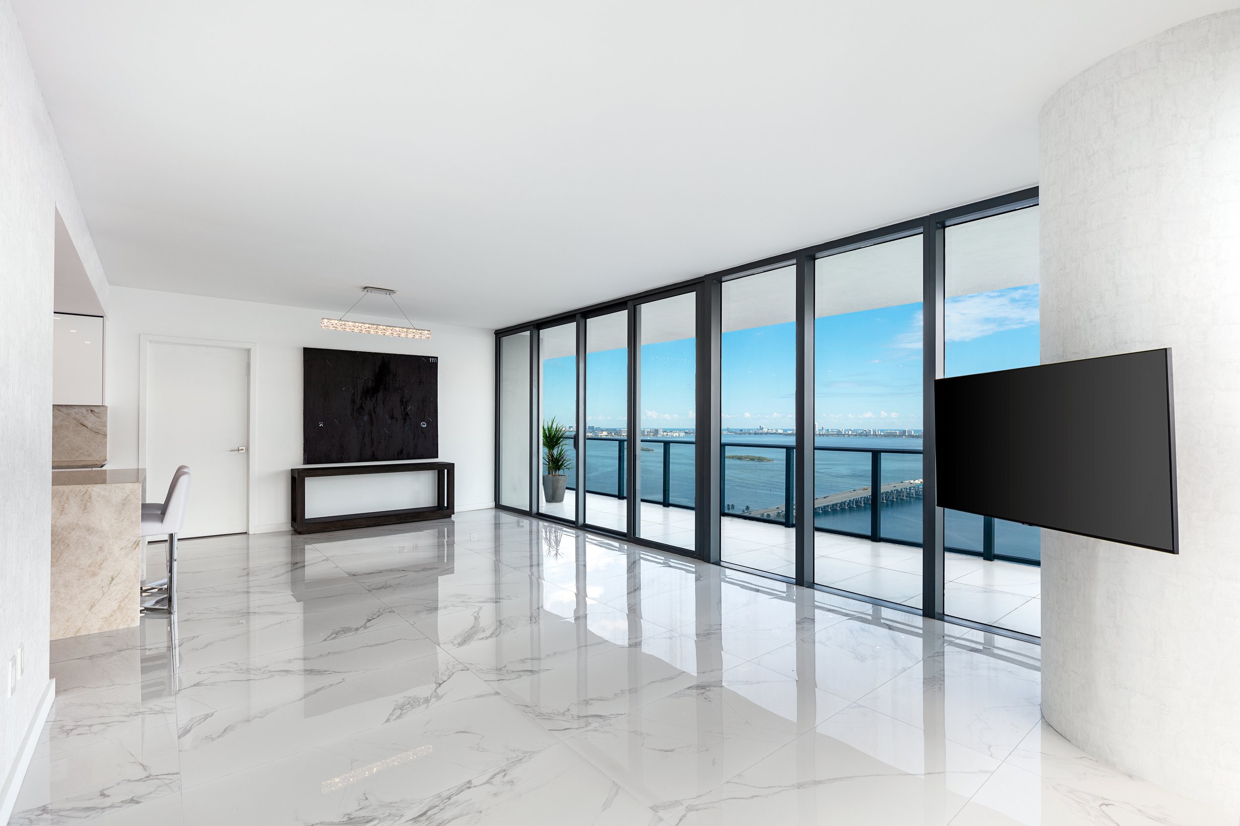 Check Out The Views From This Bayfront Sky Residence at One Paraiso Asking $1.925 Million 14.jpg