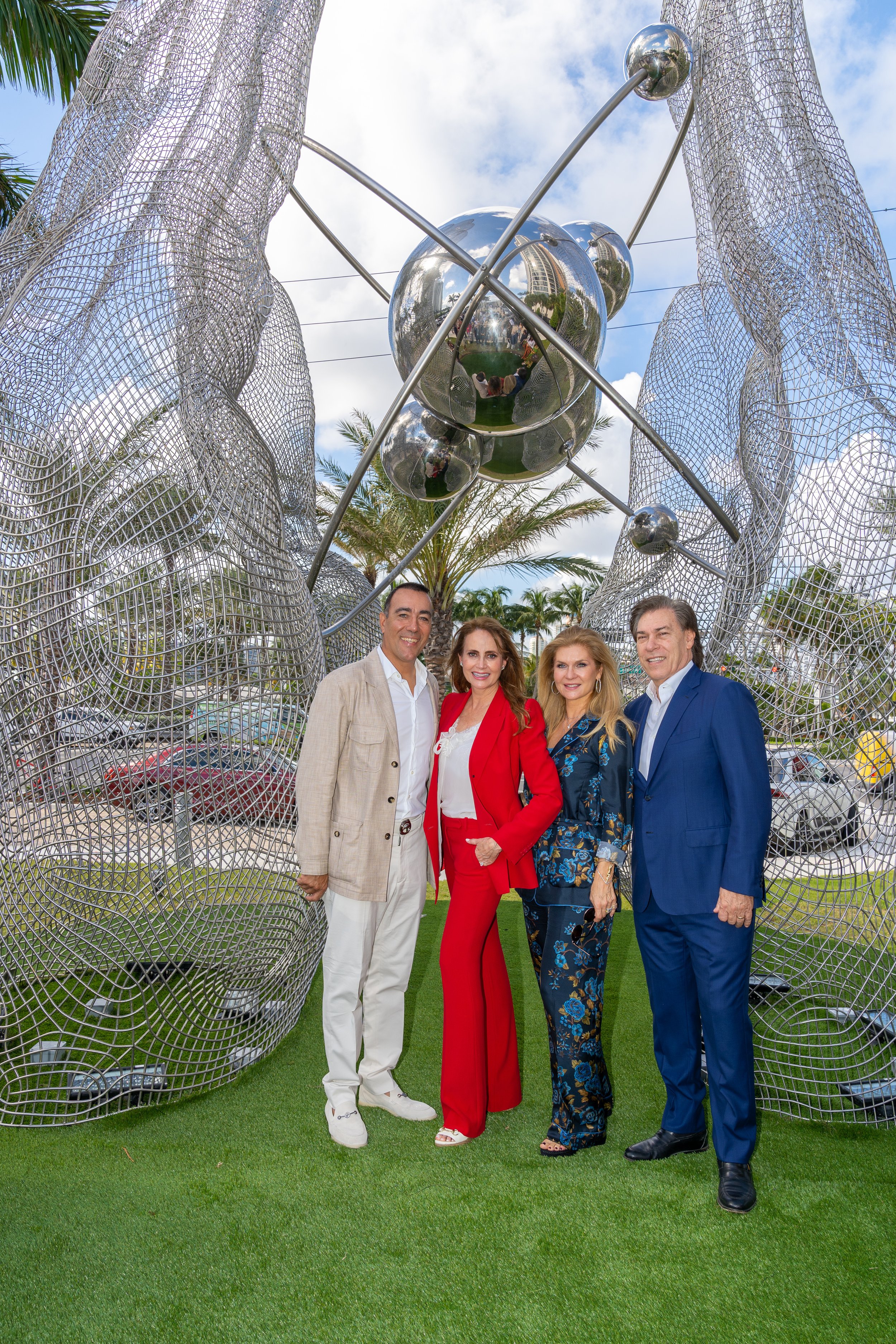 Sculptor Lorenzo Quinn, Ana Cristina Defortuna of Fortune International Group, Giovanna Cicutto and Edgardo Defortuna of Fortune International Group