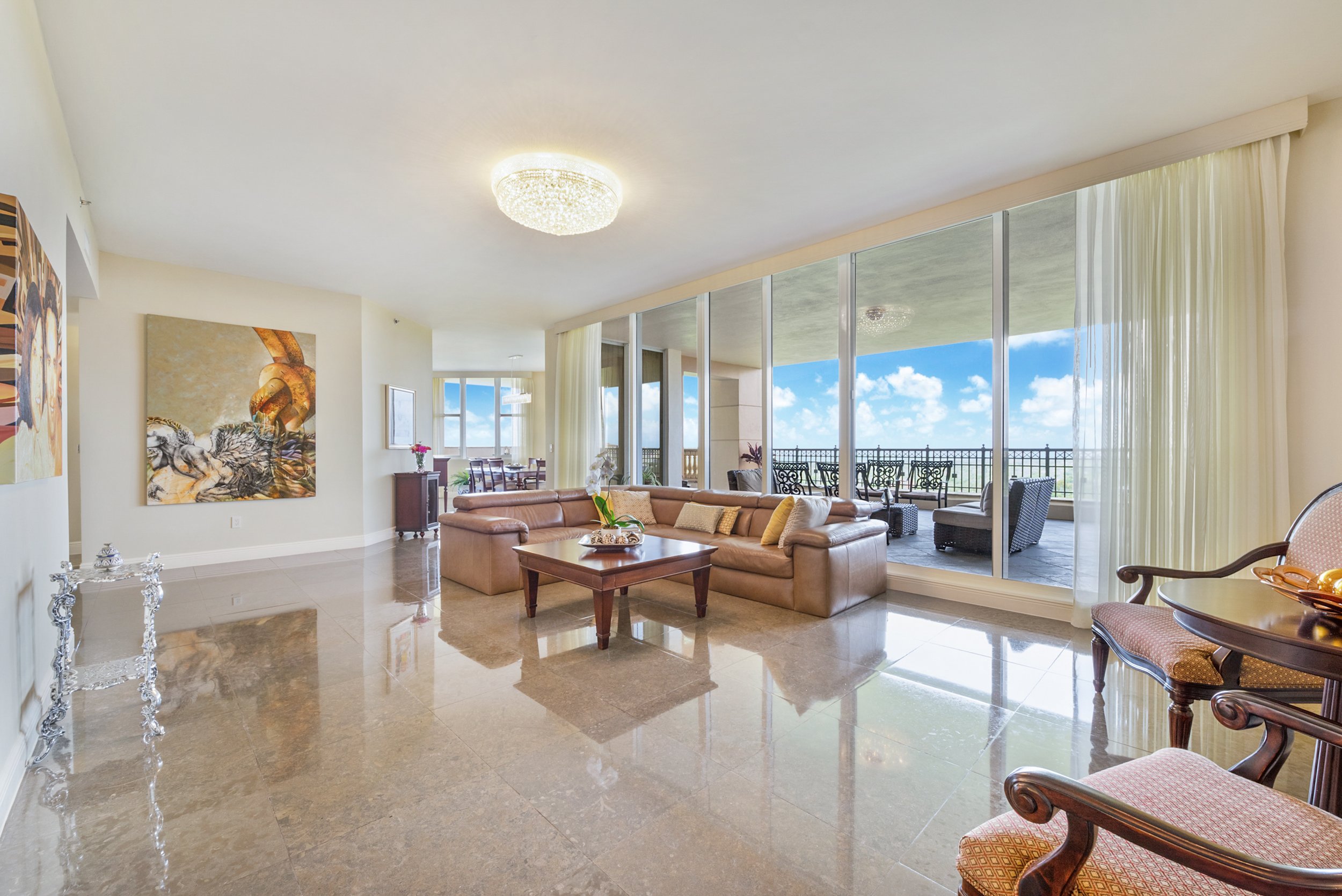 Master Brokers Forum Listing: Check Out This Full-Floor Coral Gables Sky Home Asking $3 Million 11.jpg