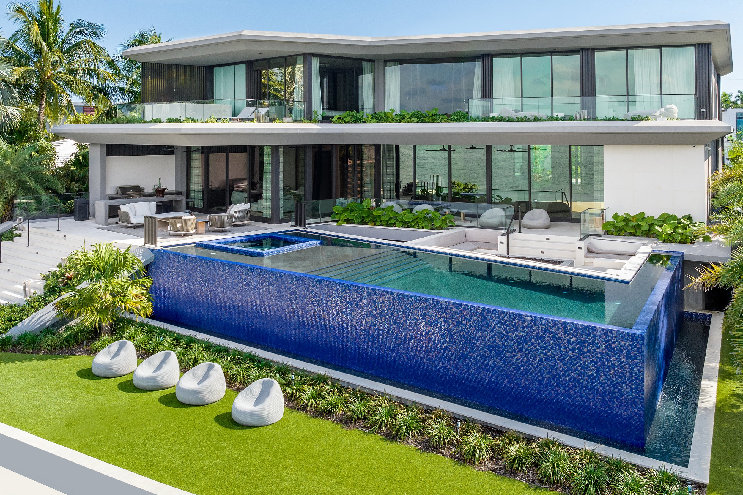 Bahamian Casino Mogul Sells DOMO-Designed Miami Beach Mansion Developed by Todd Michael Glaser For $28 Million 2.jpg