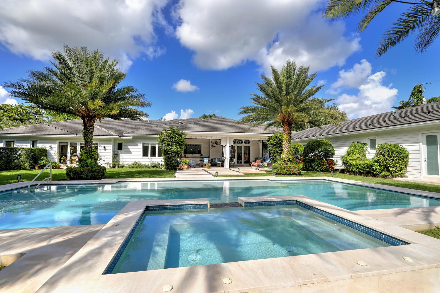 Master Brokers Forum Listing: Check Out This 'Hamptons Meets Key West' Style North Pinecrest Home Asking $5.8 Million 15.jpg