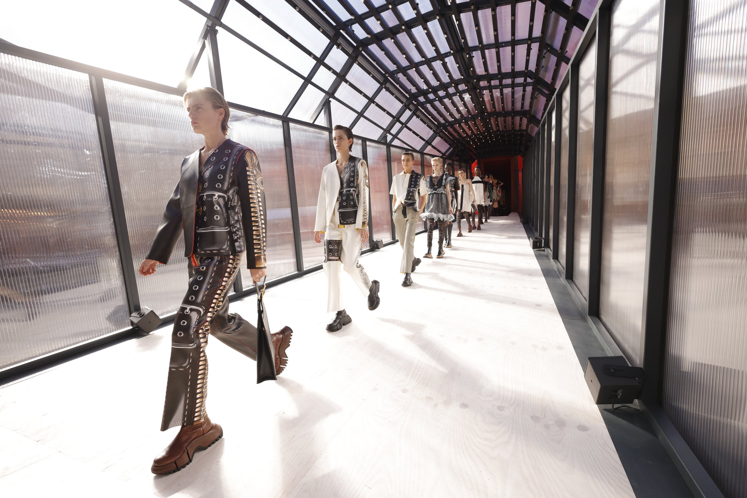 Louis Vuitton To Present Spring-Summer 2023 Trunk Show At The Perez Art Museum Miami 2.jpg