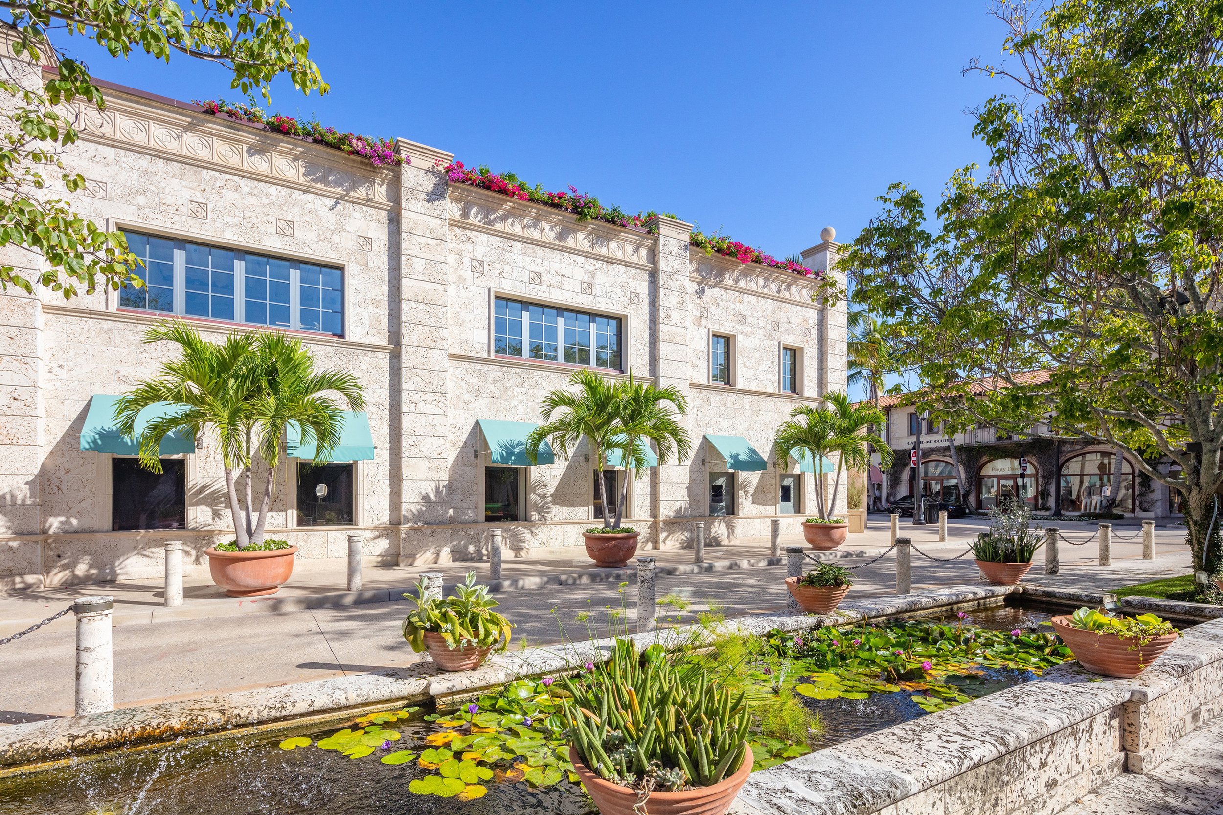 415 Hibiscus Avenue Todd Michael Glaser Sells One-Of-A-Kind Worth Avenue Penthouse Atop Tiffany & Co. Building In Palm Beach For $18 Million 12.jpg