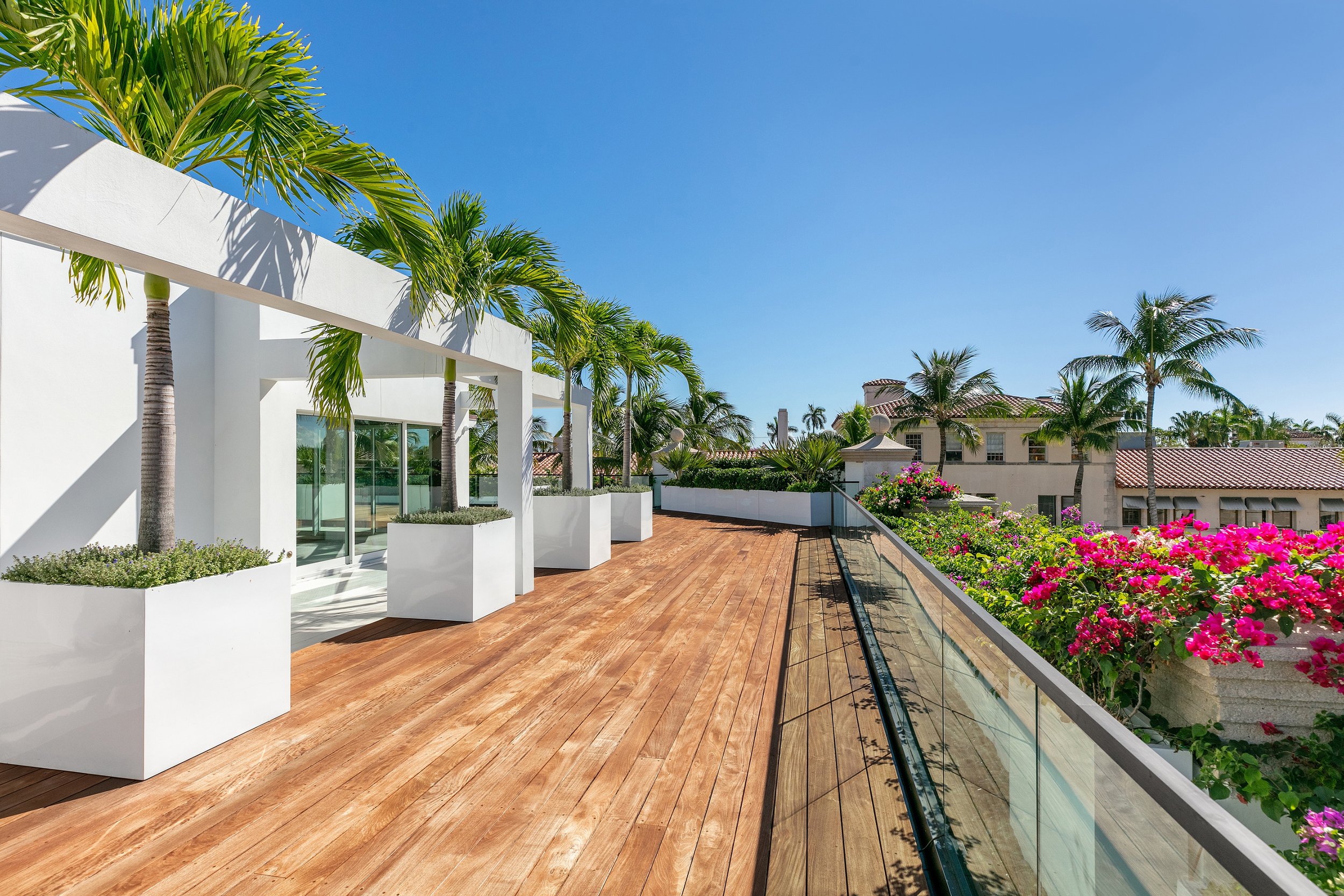 415 Hibiscus Avenue Todd Michael Glaser Sells One-Of-A-Kind Worth Avenue Penthouse Atop Tiffany & Co. Building In Palm Beach For $18 Million 22.jpg