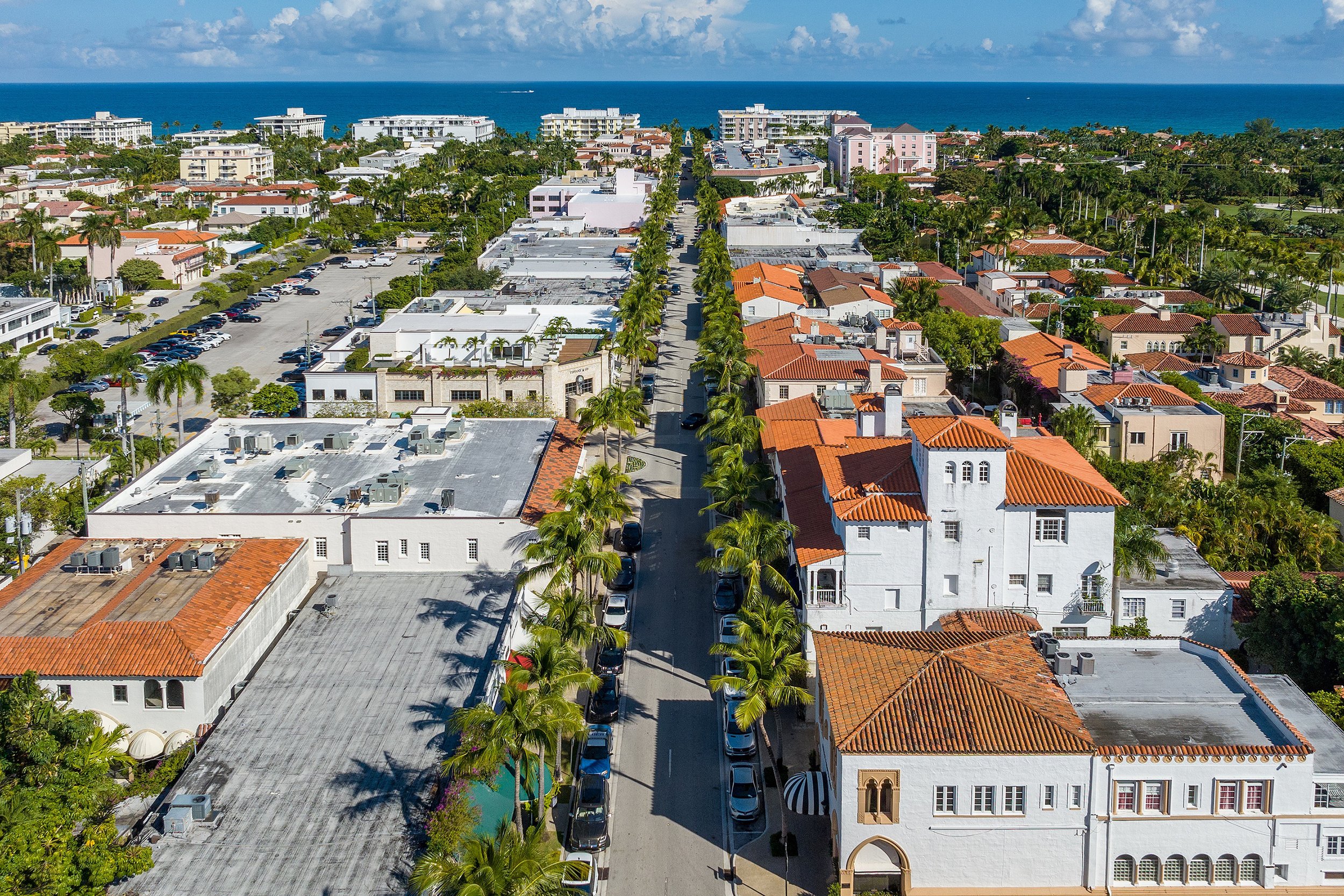 415 Hibiscus Avenue Todd Michael Glaser Sells One-Of-A-Kind Worth Avenue Penthouse Atop Tiffany & Co. Building In Palm Beach For $18 Million 26.jpg