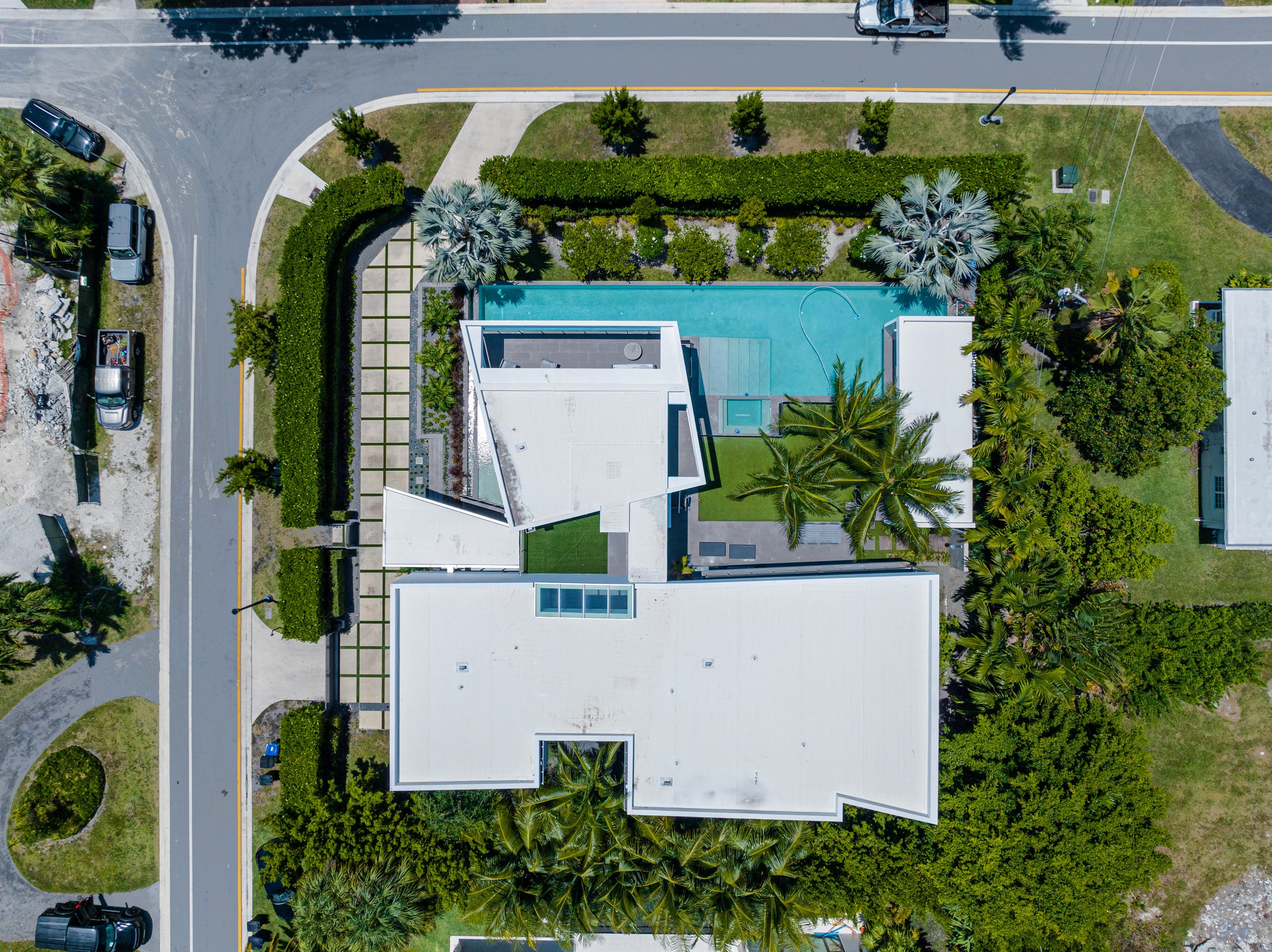 Miami Heat Star Victor Oladipo Lists Hibiscus Island Contemporary For $10 Million Amidst NBA Finals 18.jpg