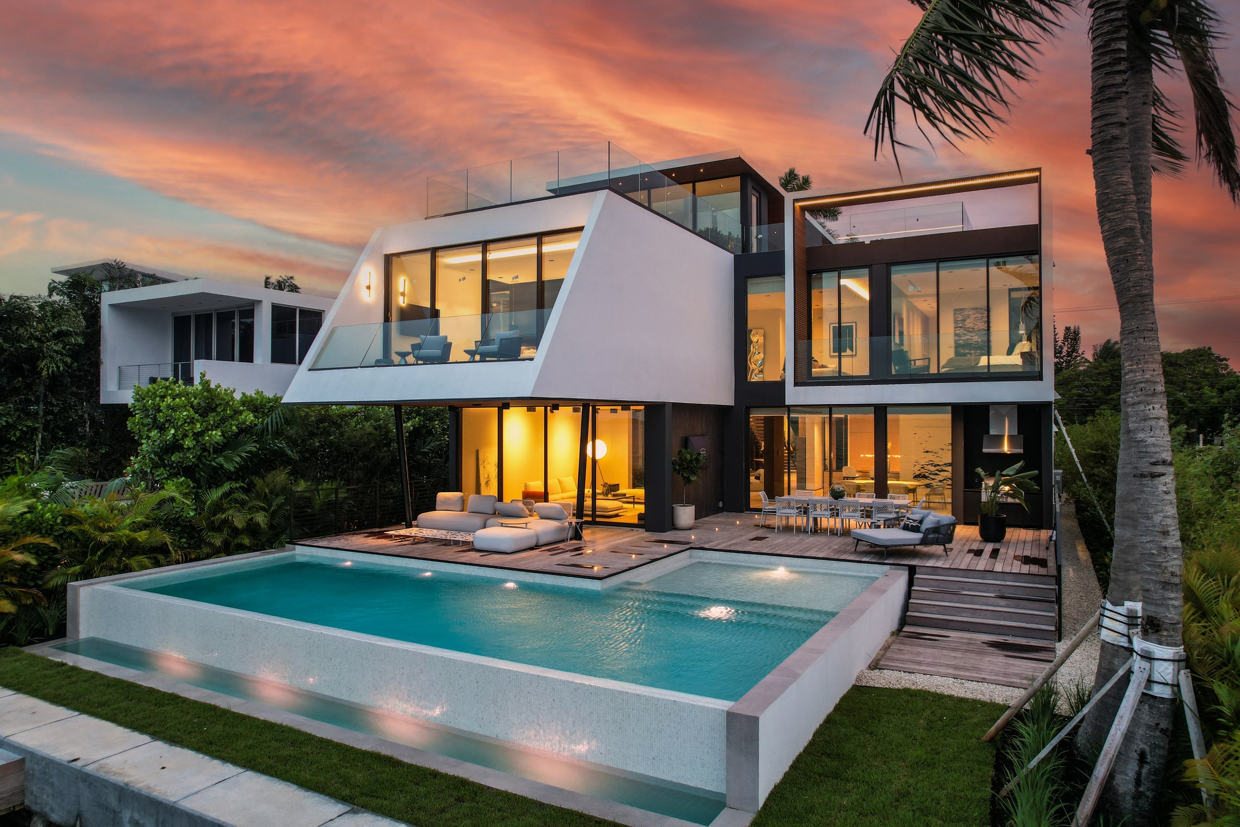 Venetian Islands Waterfront Contemporary Spec Home 'Villa Marco' Hits Market For $23.5 Million33.jpg