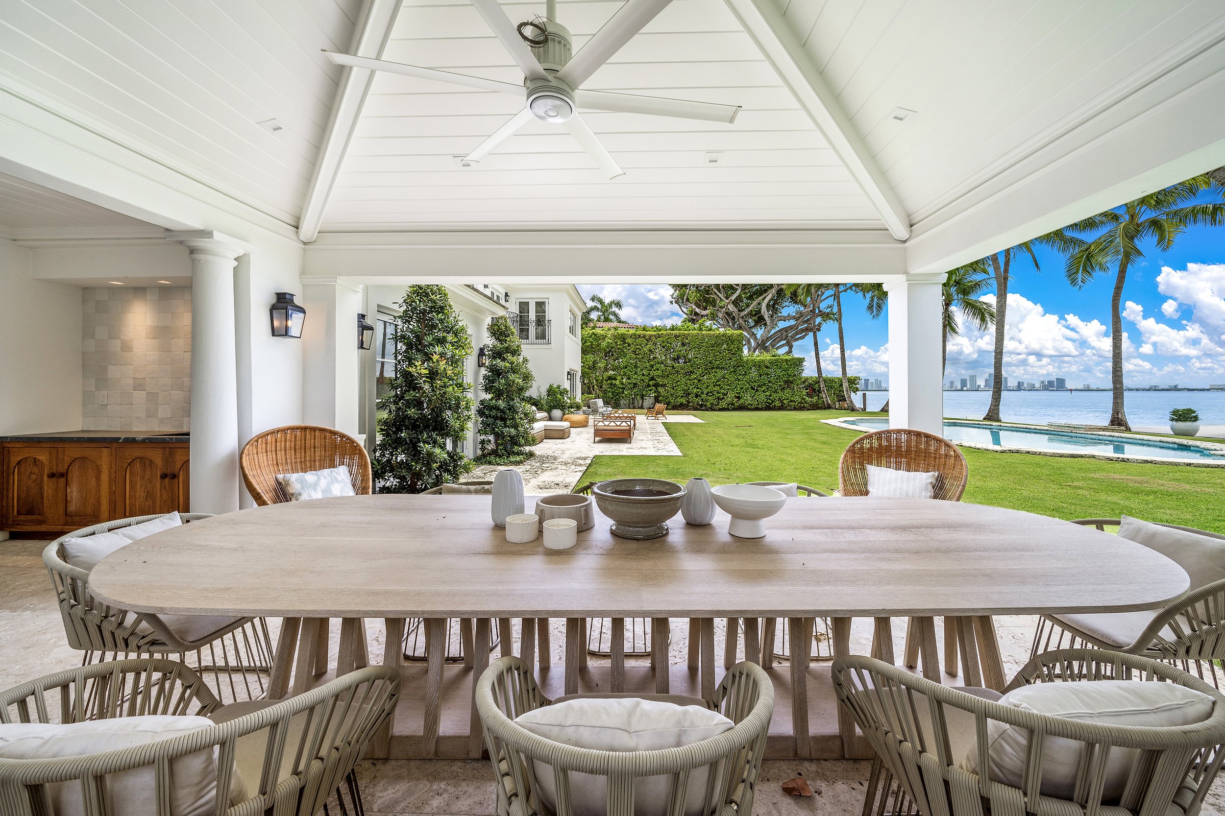 Tory Burch Co-Founder Lists Lavish Miami Beach Estate For $49 Million 16.jpg