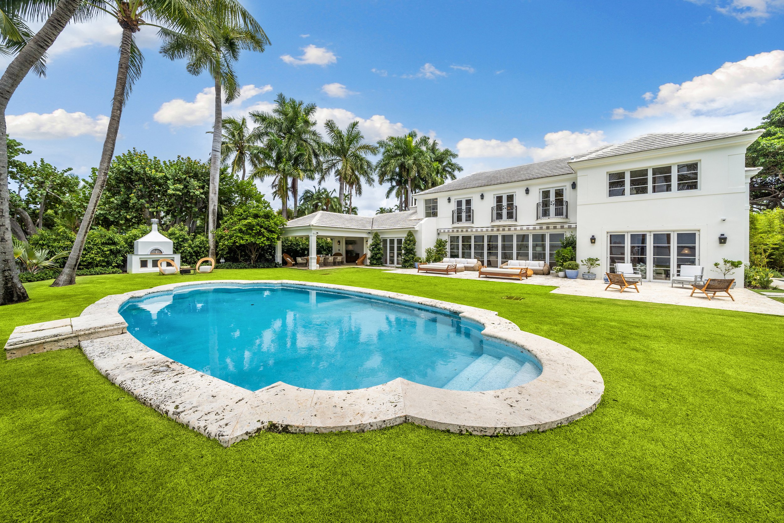 Tory Burch Co-Founder Lists Lavish Miami Beach Estate For $49 Million 15.jpg