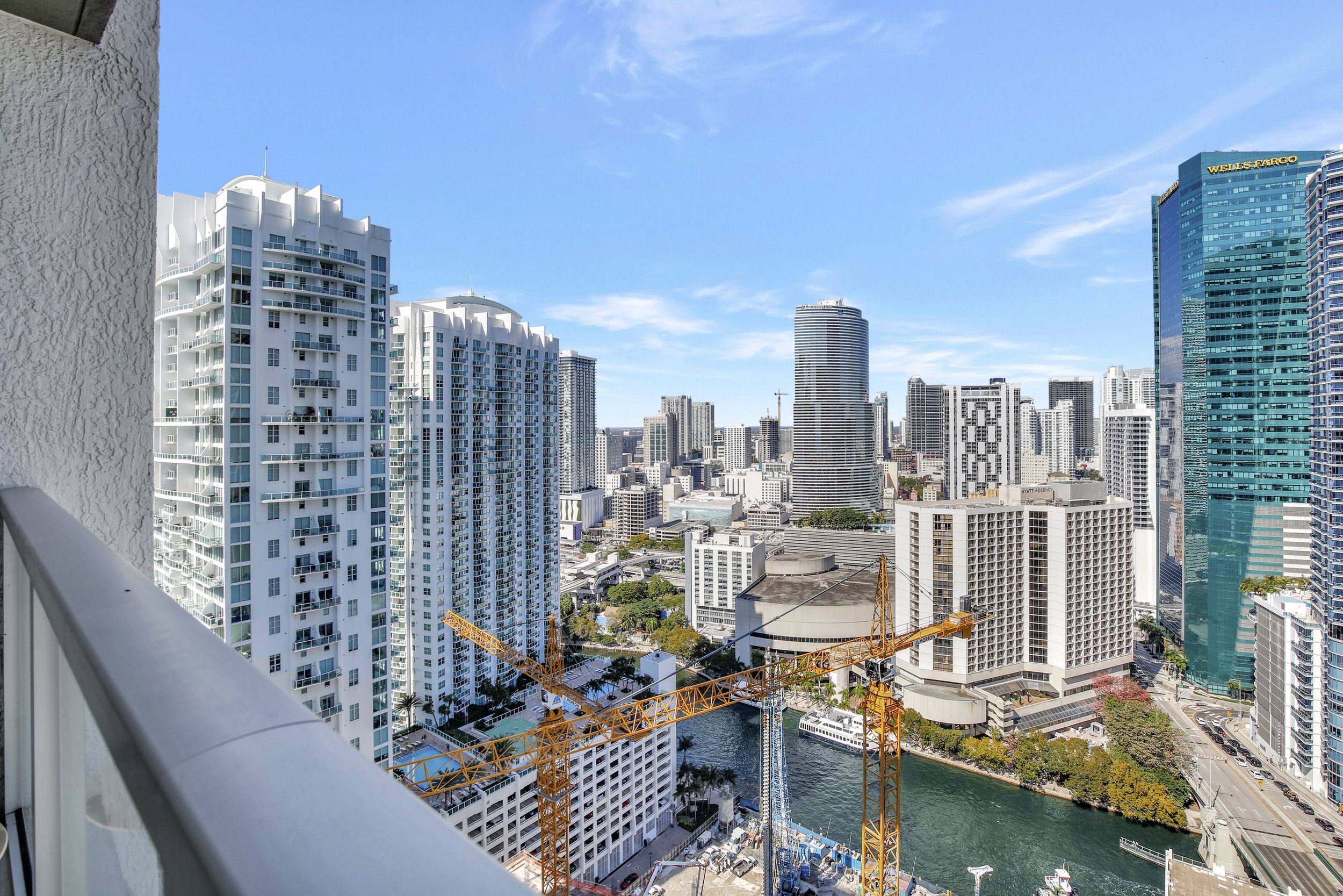 Check Out This Two-Bedroom Condo For Under $900K In Brickell 18.jpg