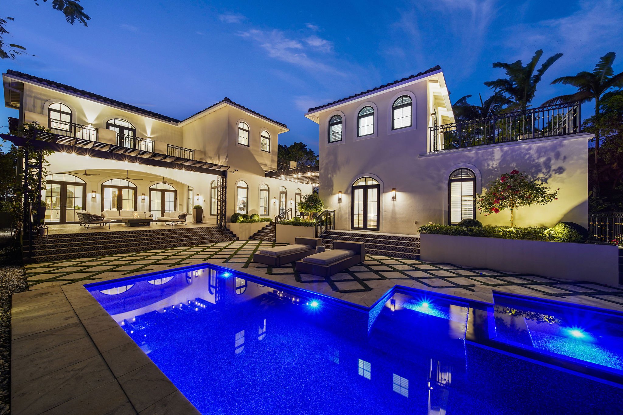 Non-Waterfront Home On Miami Beach Golf Course Sells For $9.5 Million 9.jpg