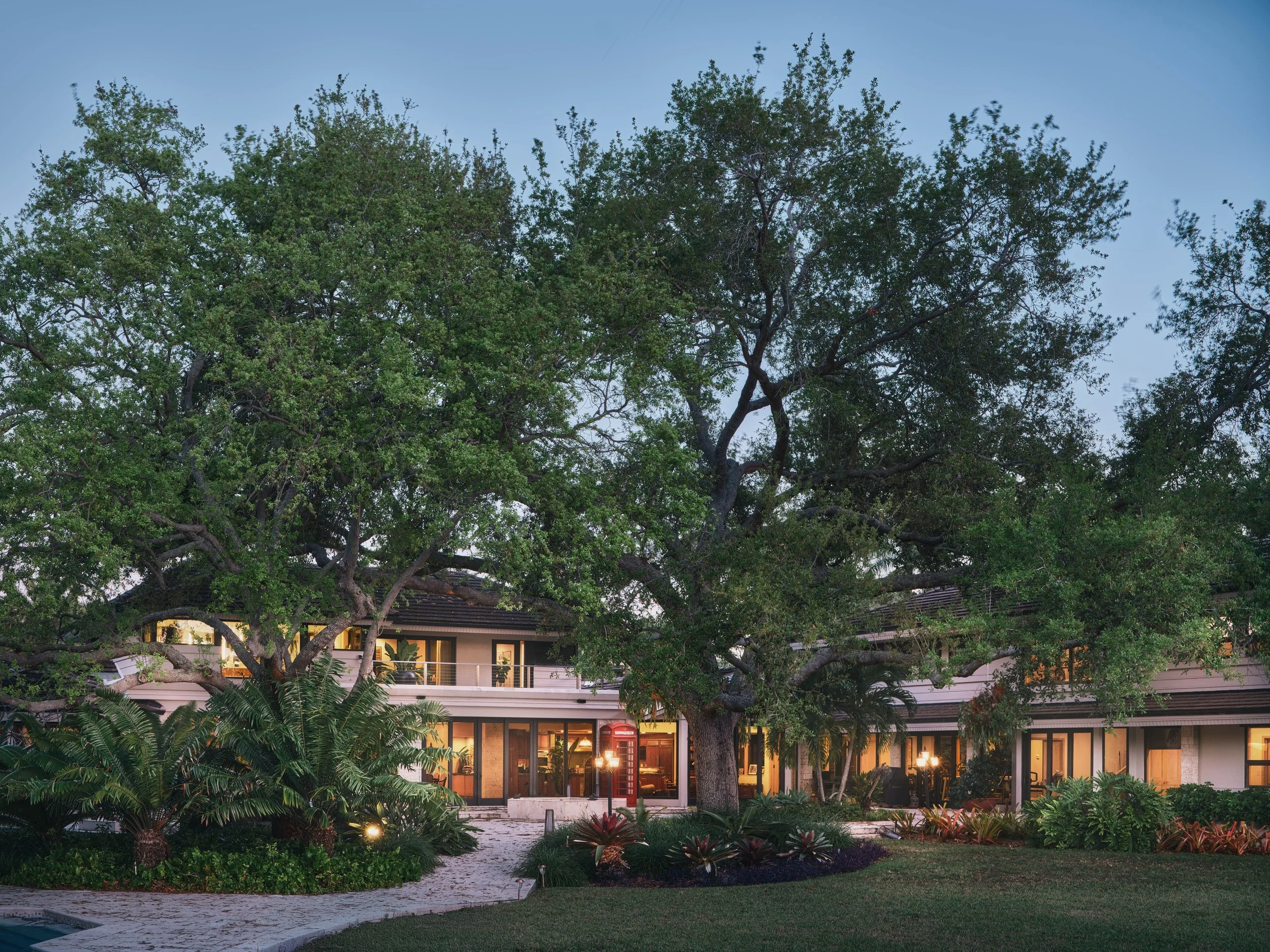 Royal Caribbean Chairman Lists Lavish Coral Gables Estate For $42 Million in 'Gables Estates' 18.jpg
