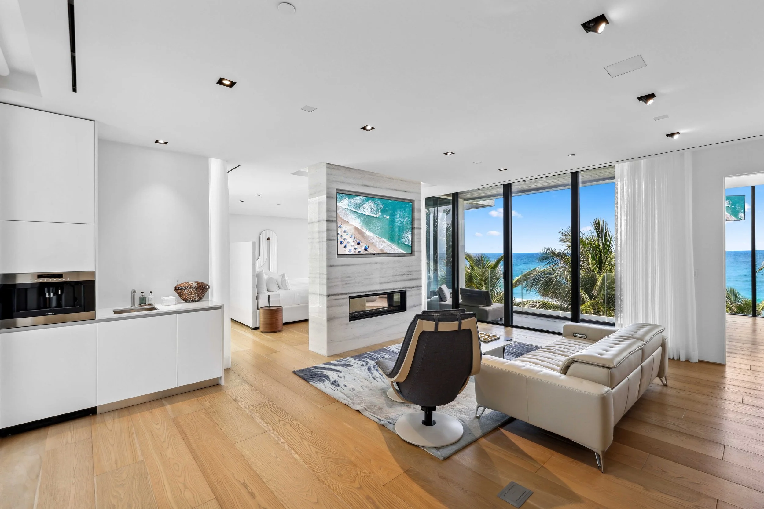 Billionaire King of Subprime Car Loans Lists Lavish Highland Beach Oceanfront Estate With Sky Deck For $44 Million 32.jpg