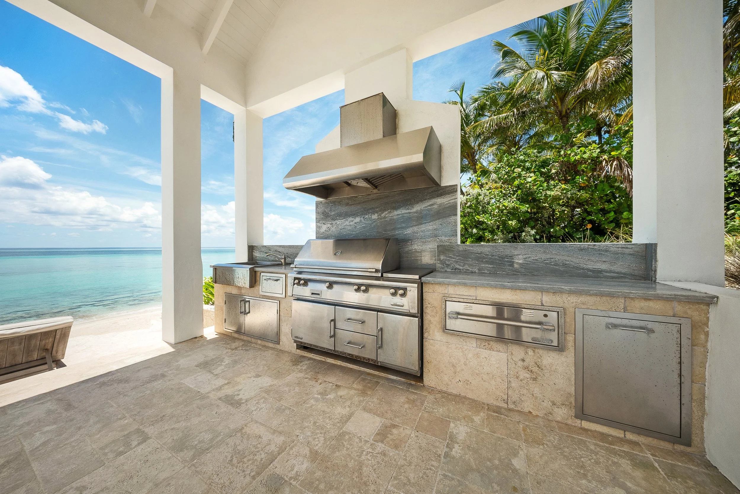 Cat Cay %22Twin Beaches%22 Bahamas Oceanfront Estate On Private Yacht Club Island Hits Market For $15.9 Million 40.jpg