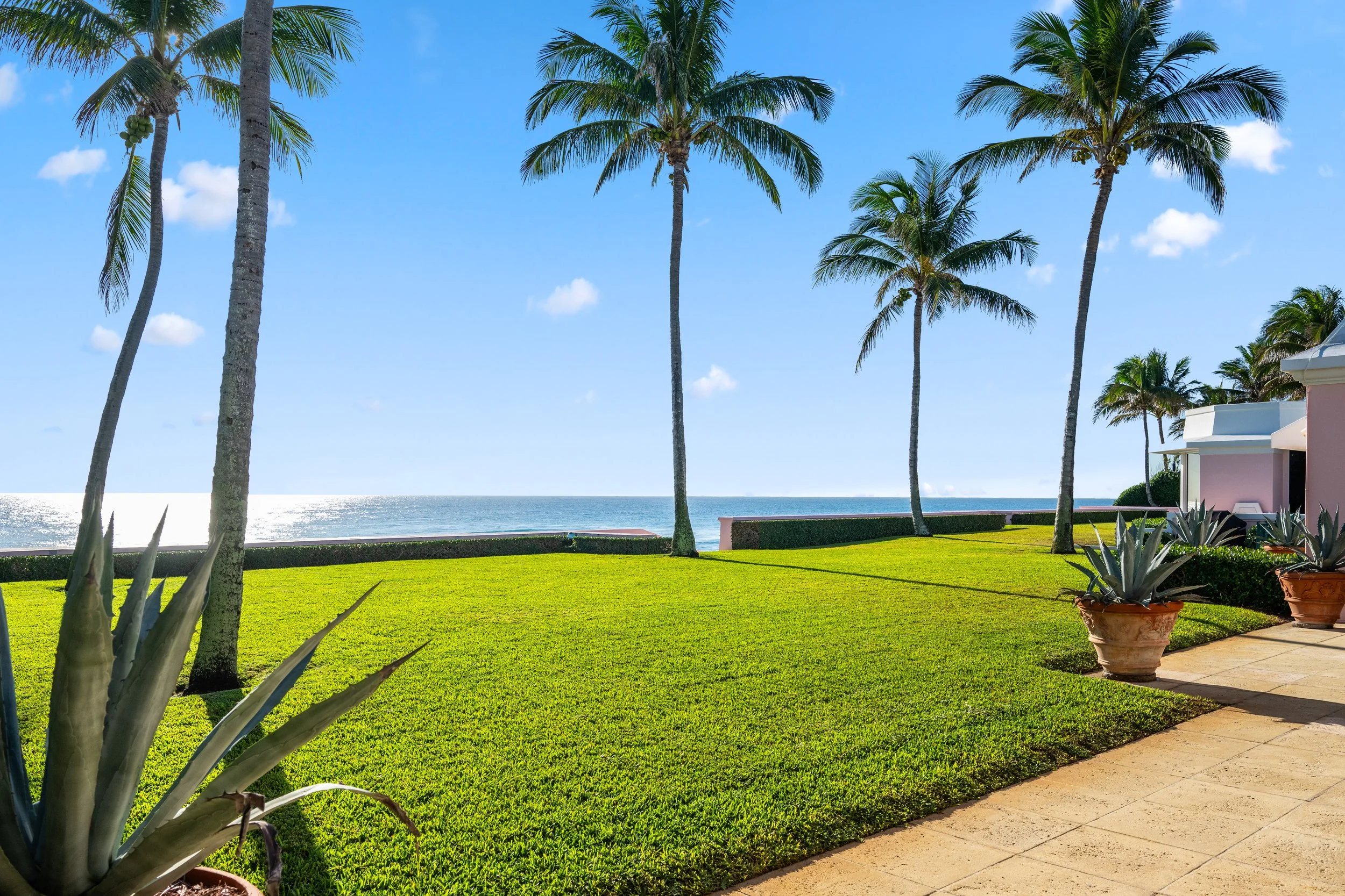 Iconic Palm Beach Estate With 250' Of Oceanfront Hits The Market For $185 Million 20.jpg