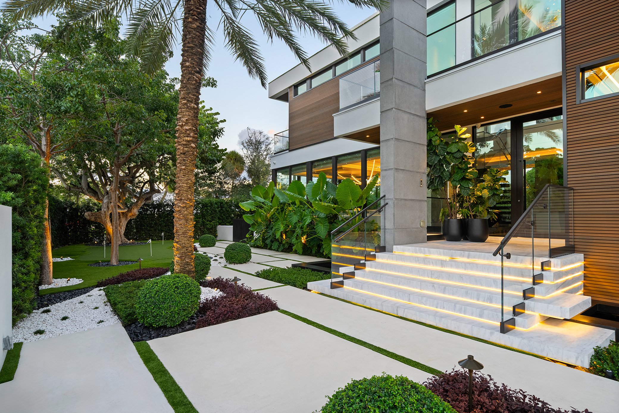 Spec Home in Miami's Bay Point Neighborhood Sells For Record-Setting $27.25 Million 11.jpg