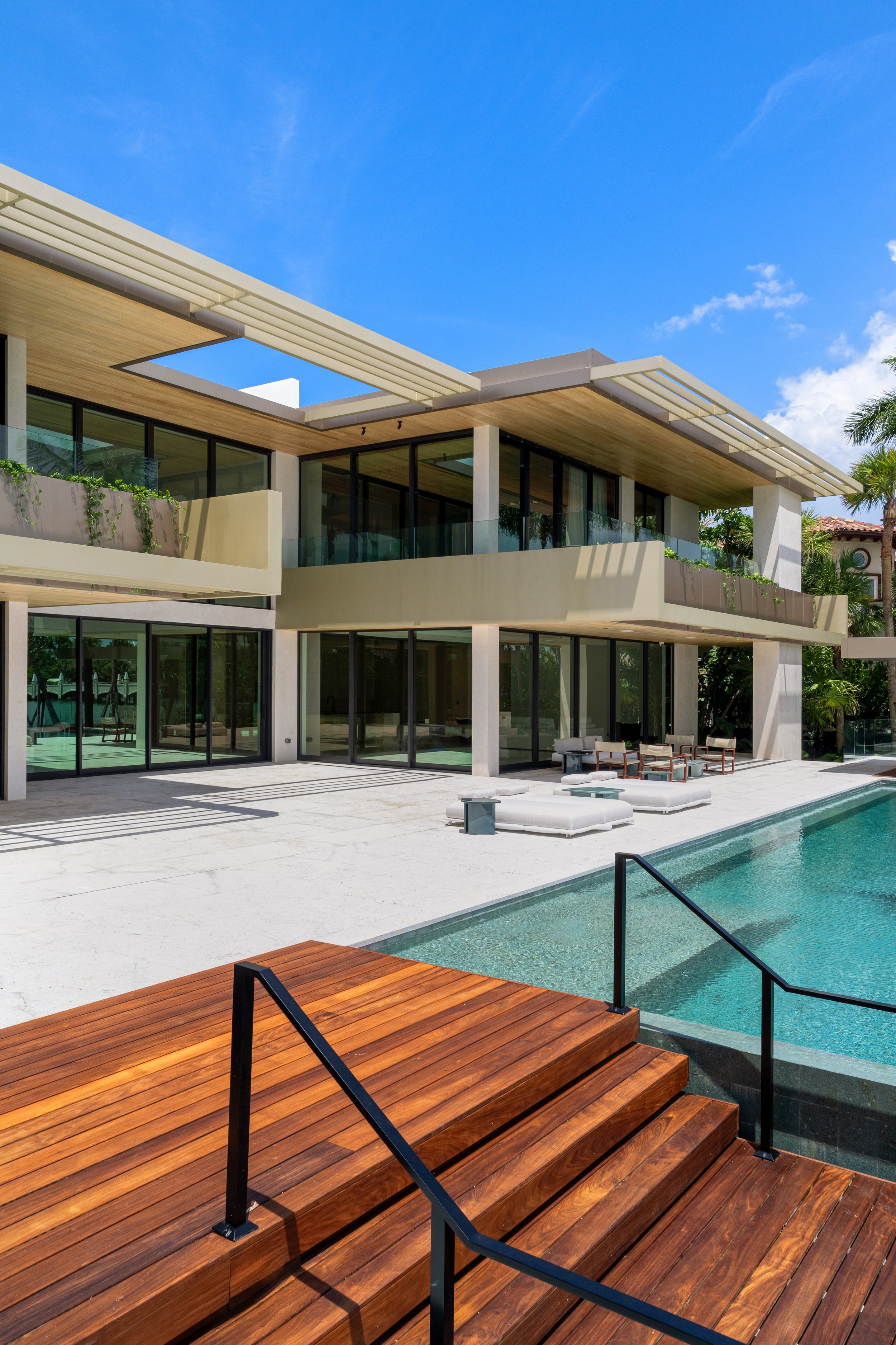 Waterfront Estate on Hibiscus Island Sells For $51.5 Million Setting New Record on Miami Beach's Palm and Hibiscus Island 103.jpeg