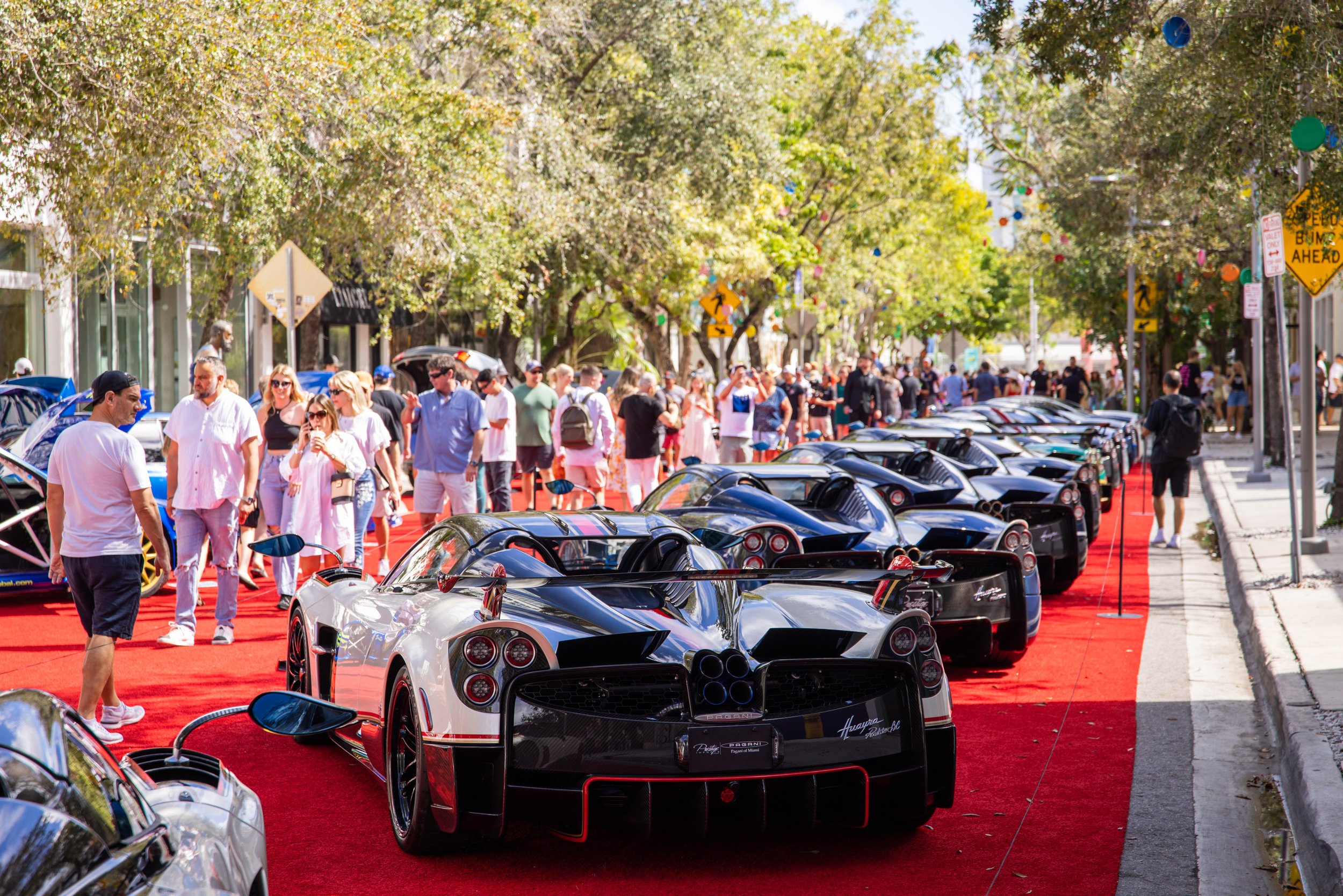 Miami, Florida USA - February 16, 2020: Vintage Exotic 1963 Chevrolet  Corvette Split Window Sports Car On Display At The Public Miami Concours Car  Show In The Upscale Design District. Stock Photo