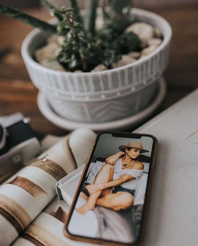 Did a #facetimephotoshoot with one of my besties! We laughed and realized that it&rsquo;s hard! Haha! Got to push my creativity for the first time in awhile and it felt sooo good! #portraitphotography #coloradophotographer #parkerphotographer #elizab