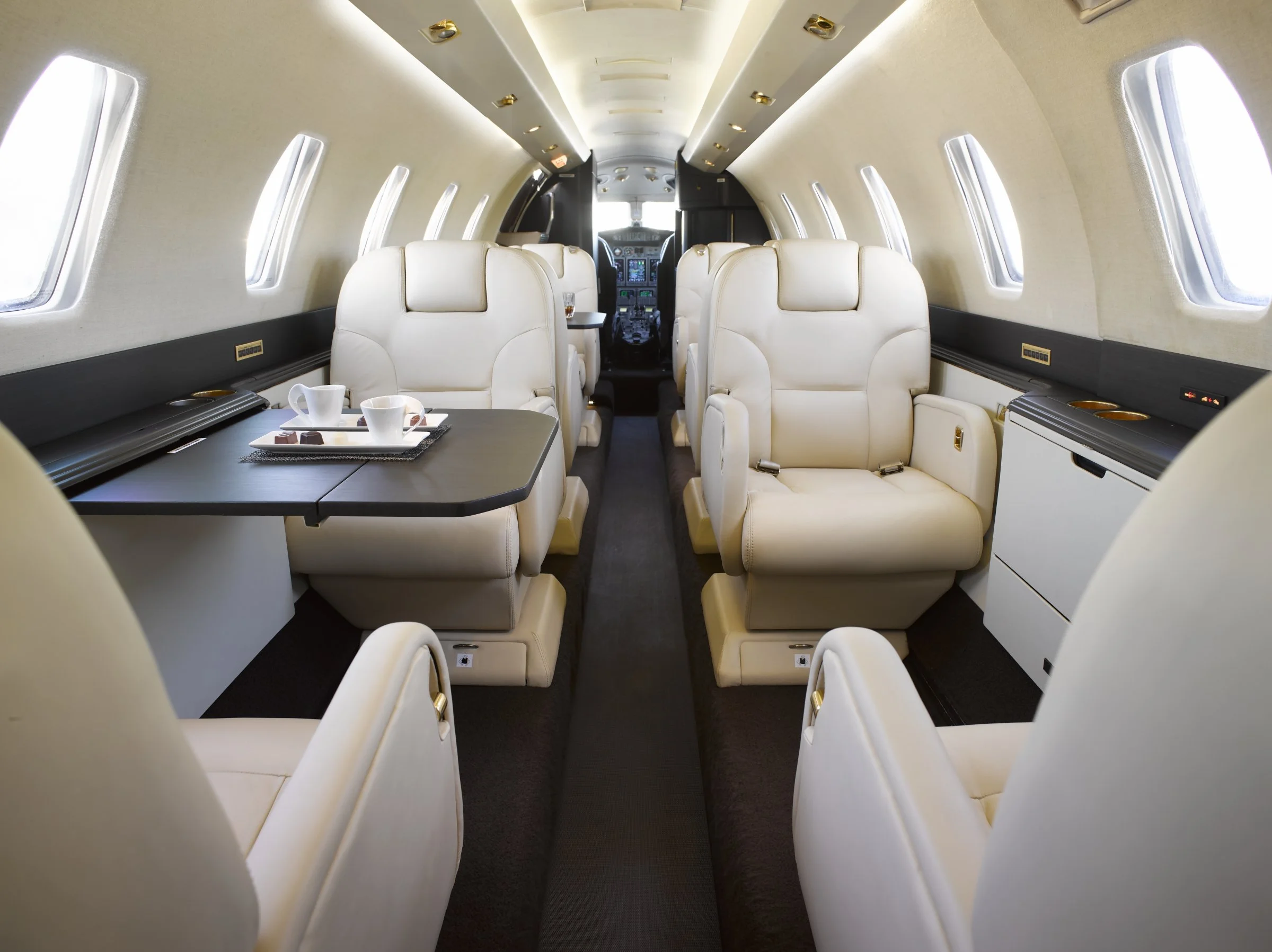 CA CIT X N948TX 45.JPG