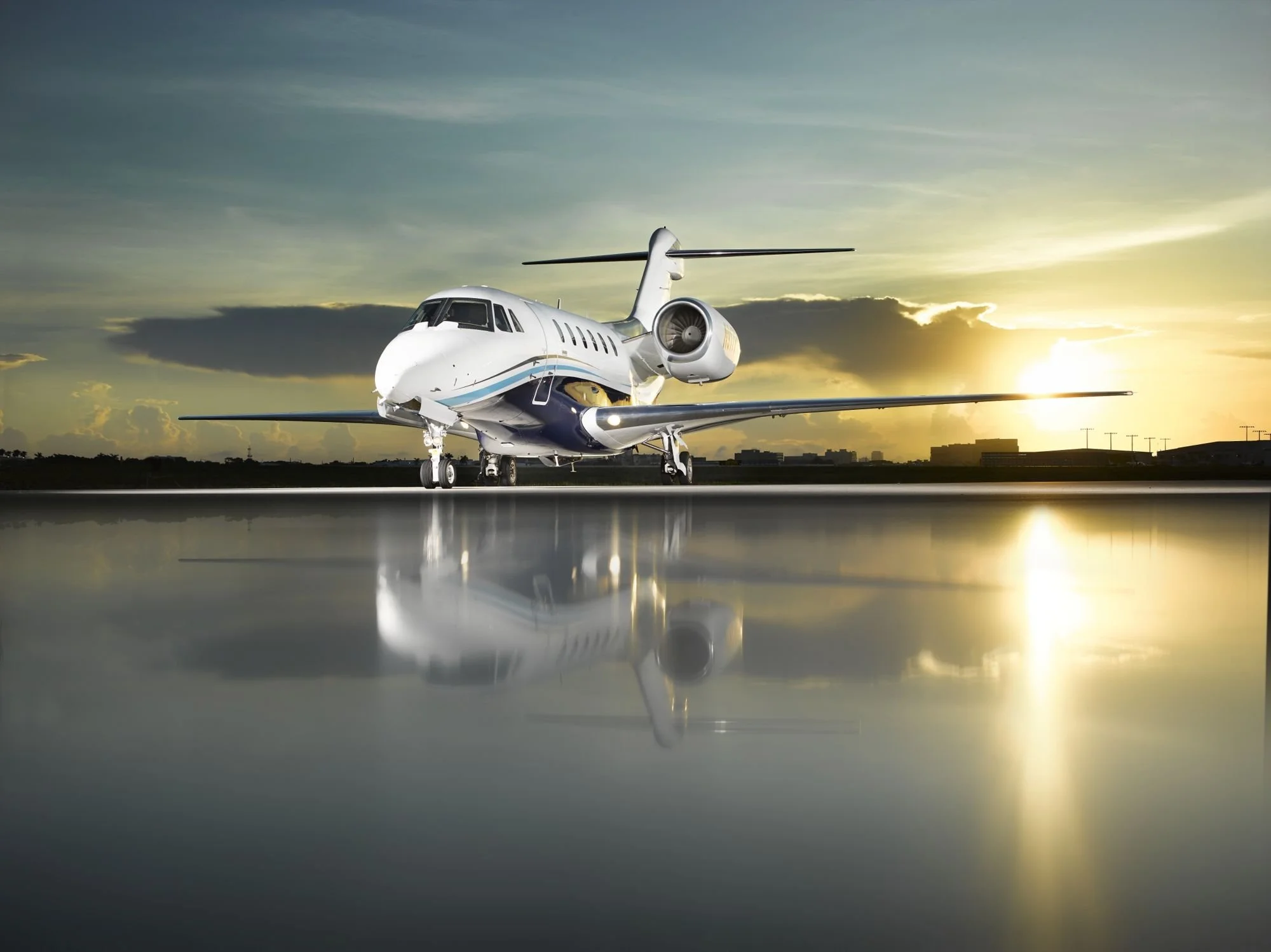 Citation X golden hour.jpg