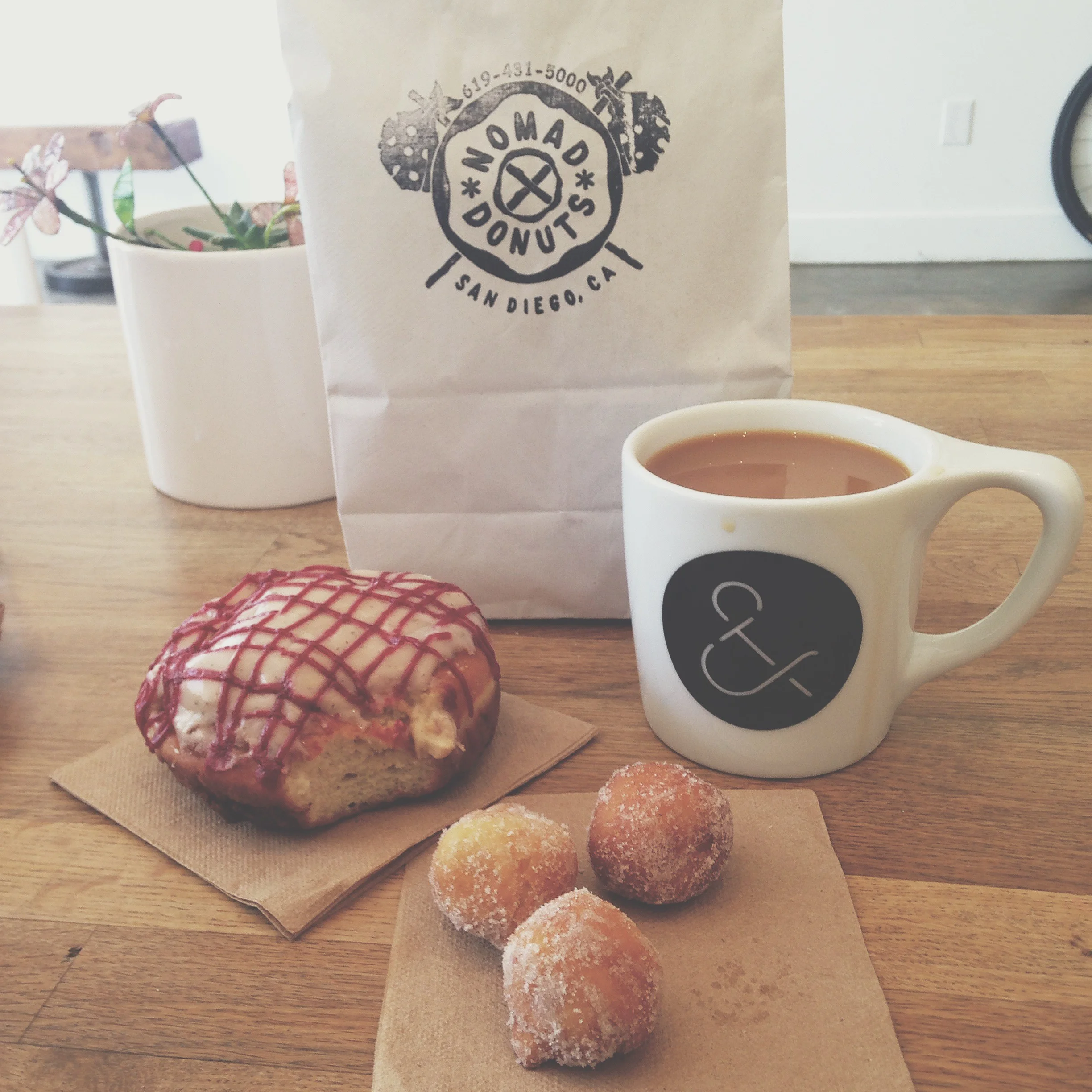 coffe-and-tea-collective-x-nomad-e1428381296235.jpg