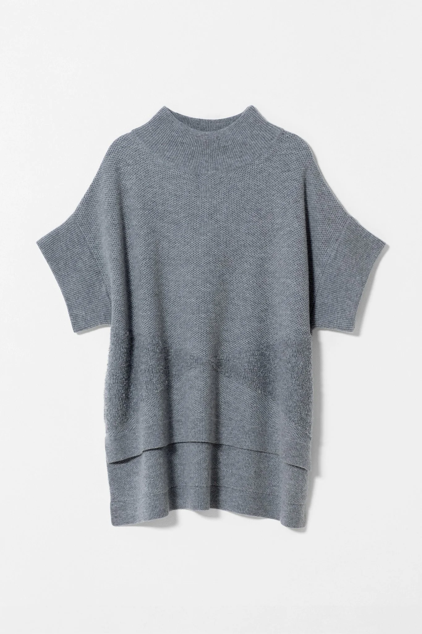 Elk Honning Poncho Forge Grey.jpg