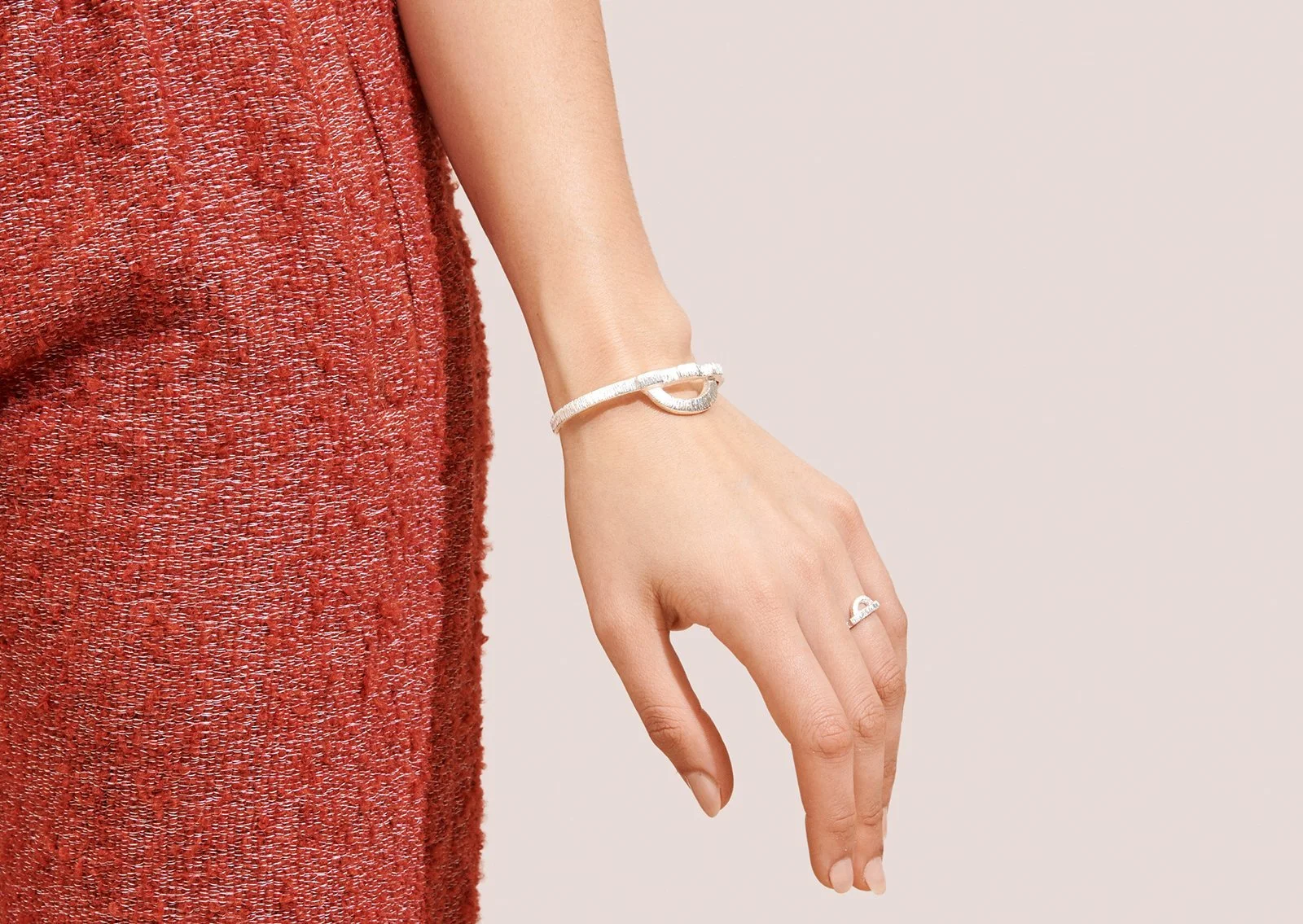 Lucy Folk Silencio Cuff - silver.jpg