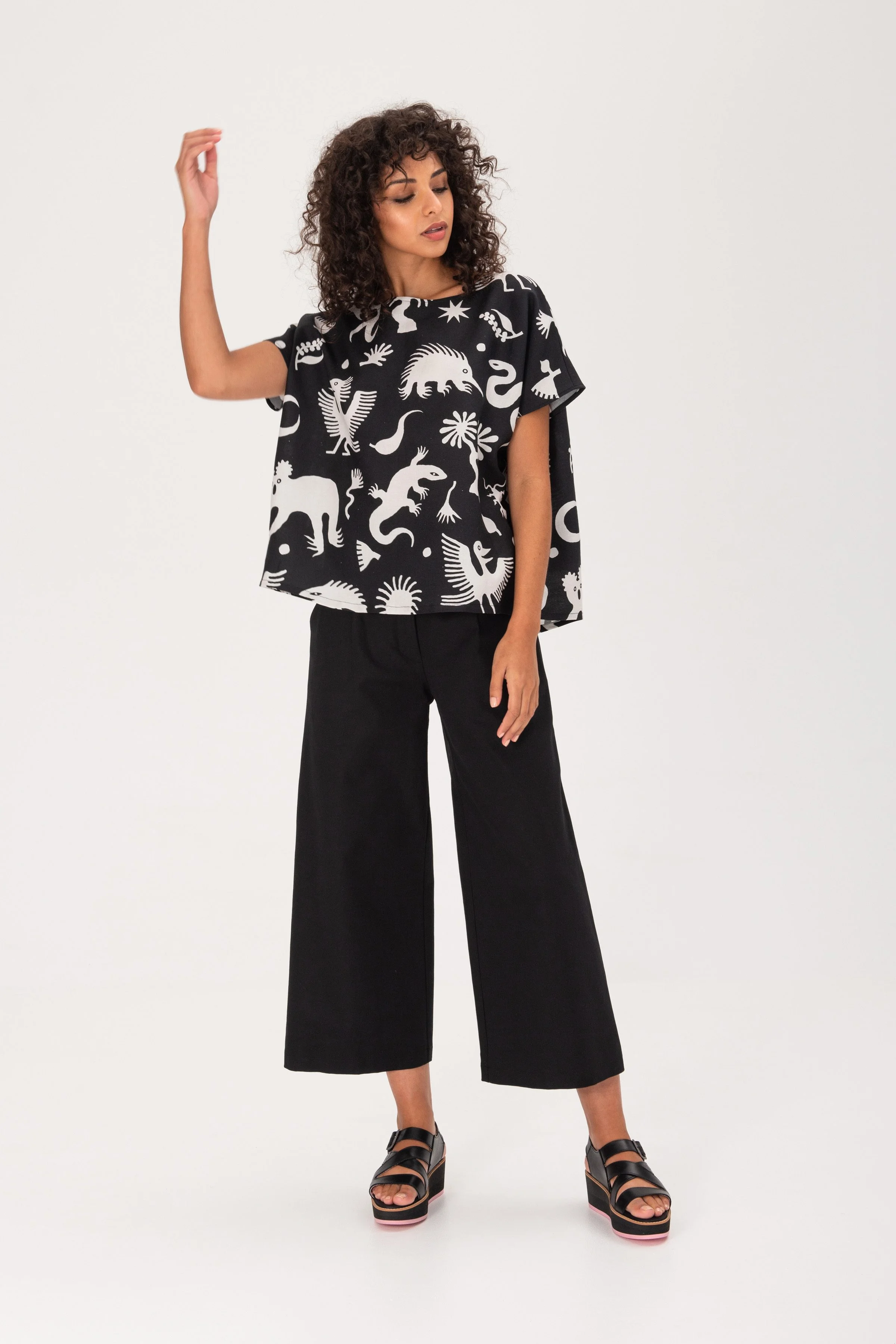 Kuwaii primrose tee front.jpg