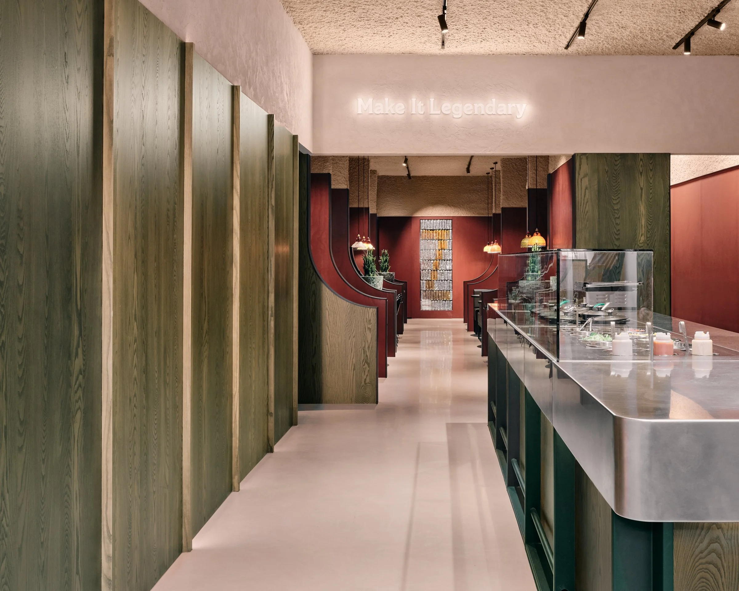 A space that unfolds with every step