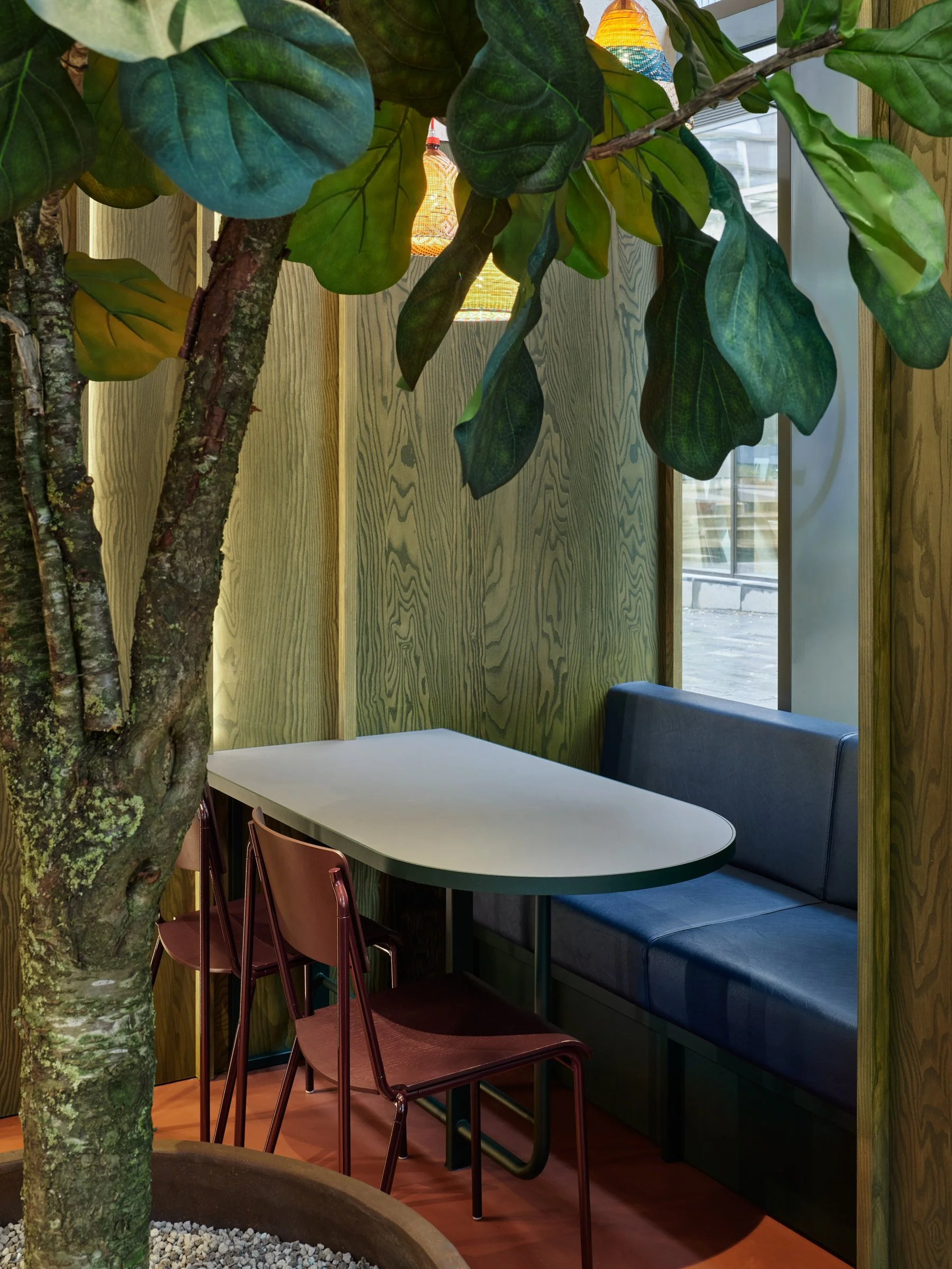  The result is a vibrant yet considered interior — recognizable as Chidoz, while offering a warm and distinctive setting for a contemporary Mexican food experience.  ›Location by Rotterdam, The Netherlands ›Branding by Zware Jongens ›Photography by M