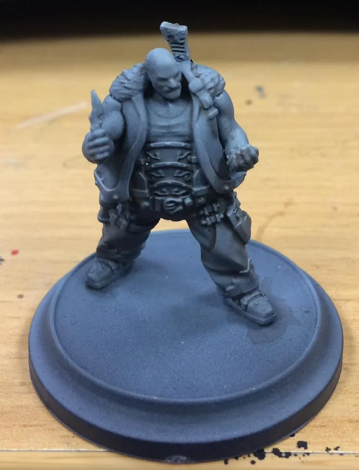 The whole model receives a wash of Umbral Umber watered down 7-1.