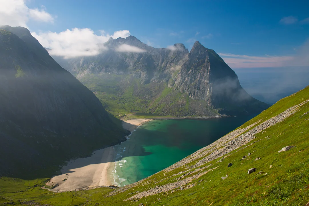Kvalvika Beach & Ryten