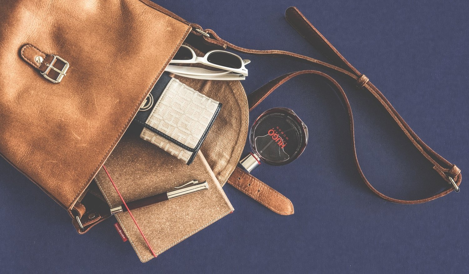 Competencia bordillo Defectuoso 8 accesorios que no pueden faltar en tu bolso de mano — Project Glam