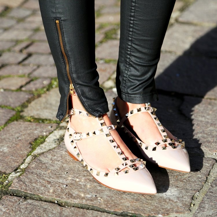 Zapatos sin mujeres baja — Project Glam