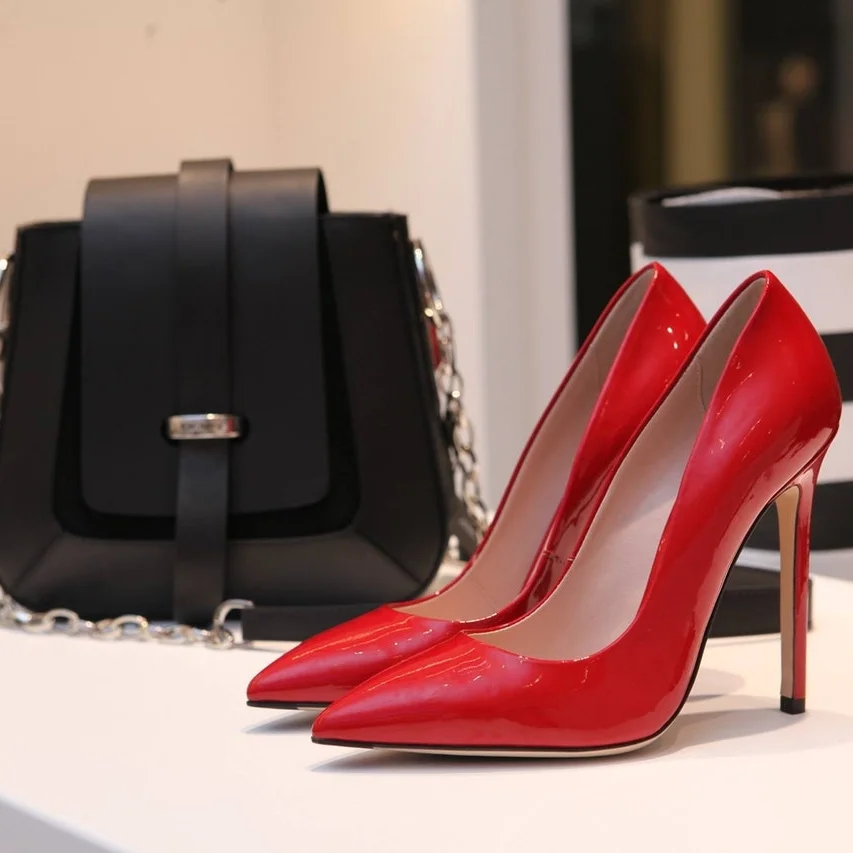 Outfits con zapatos rojos