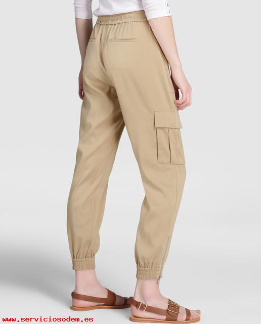 Elegante Pantalón cargo de mujer Polo Ralph Lauren en color marrón 70 Cupro Marrón TDHGjmN7_2.jpg